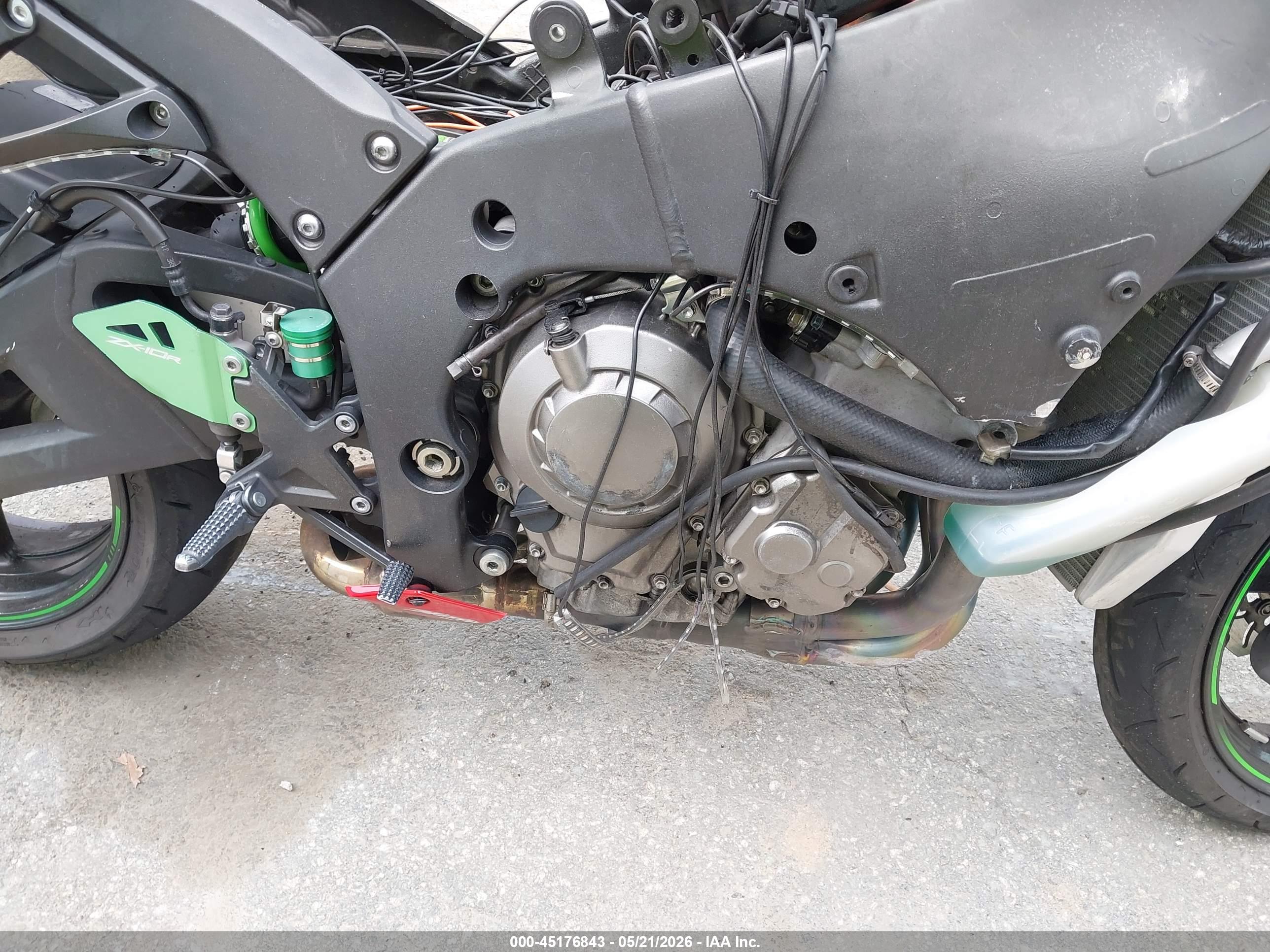 KAWASAKI ZX1000 image 8