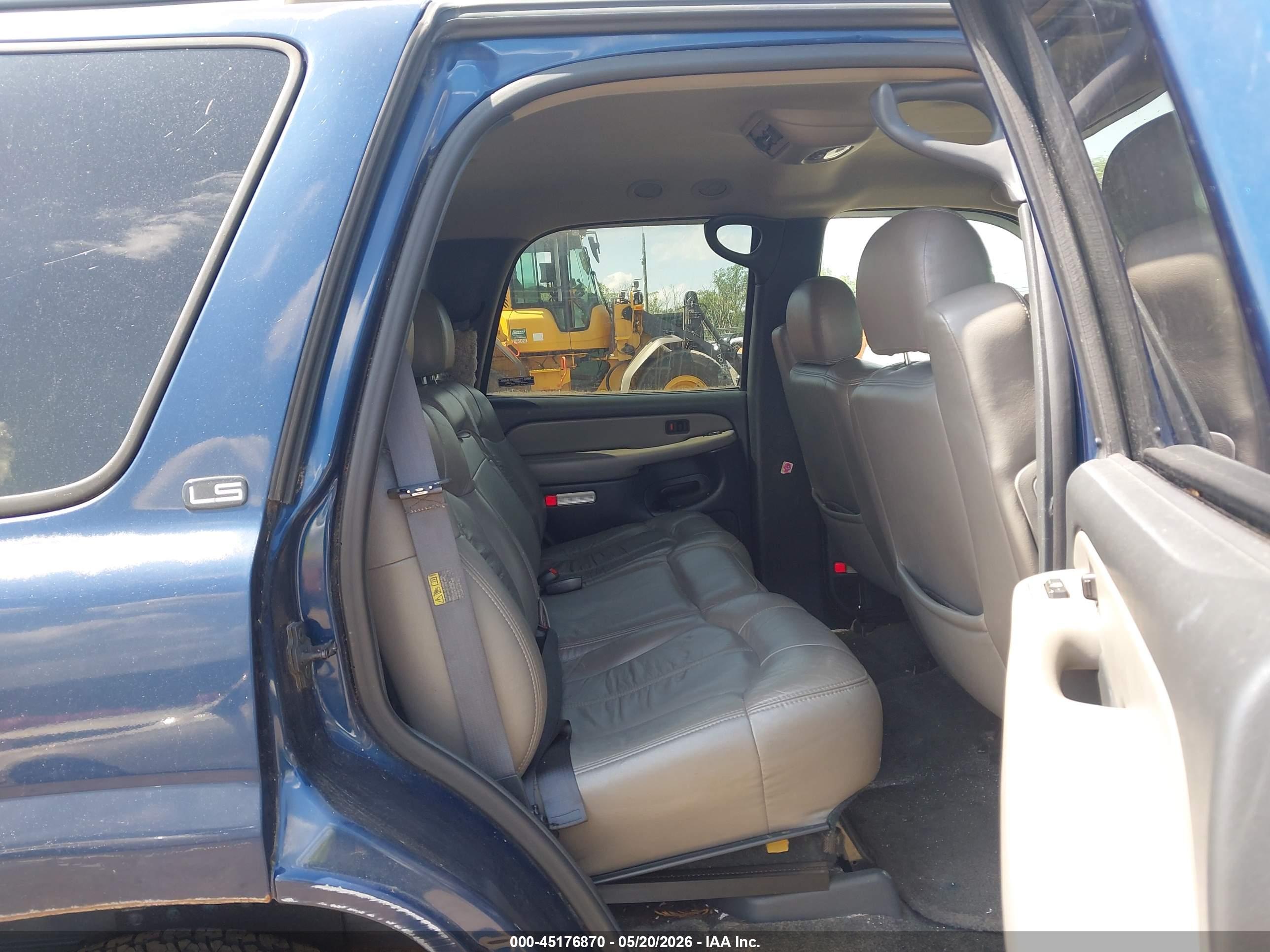CHEVROLET TAHOE image 8