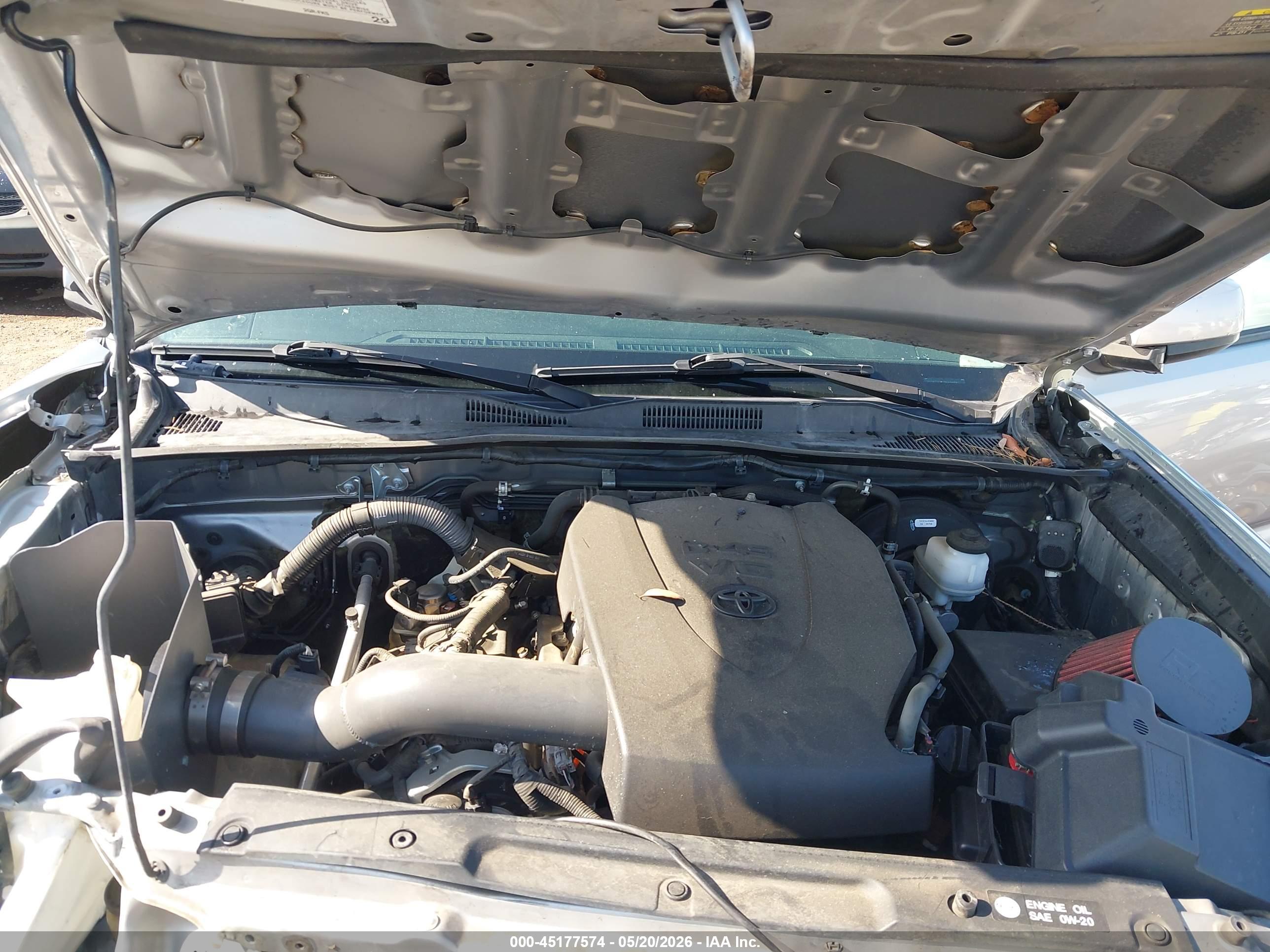 TOYOTA TACOMA image 10