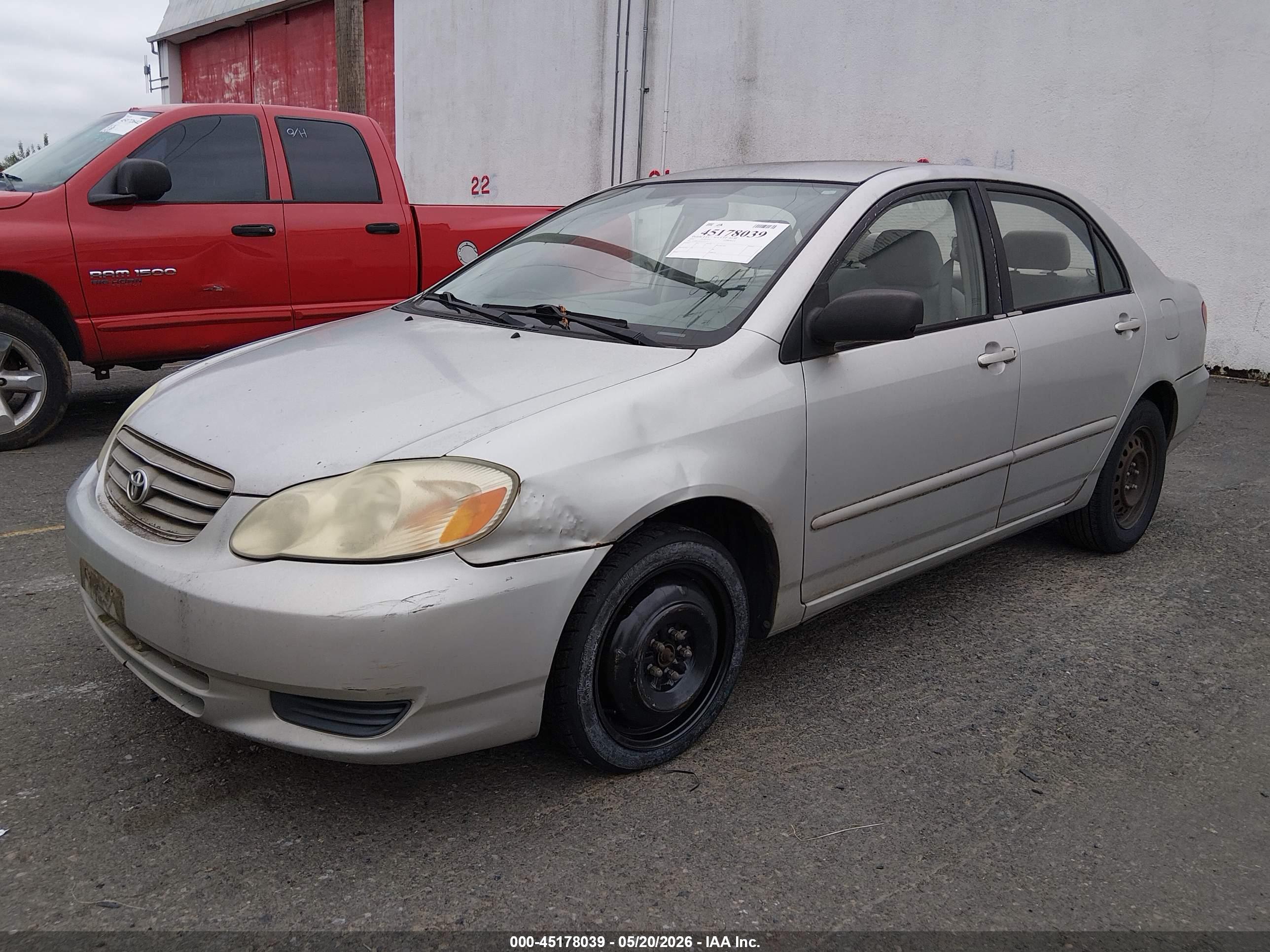 TOYOTA COROLLA image 2
