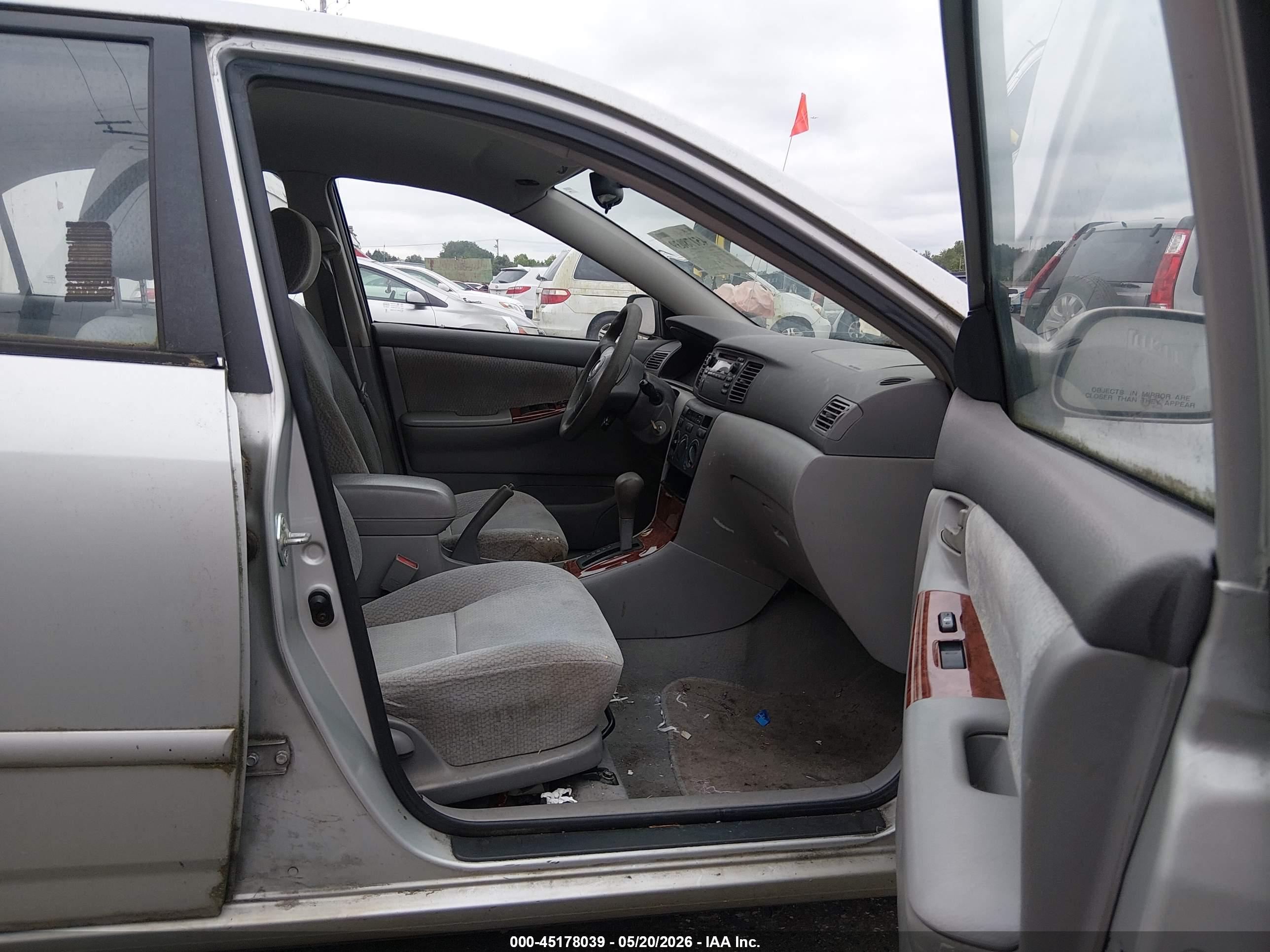 TOYOTA COROLLA image 5