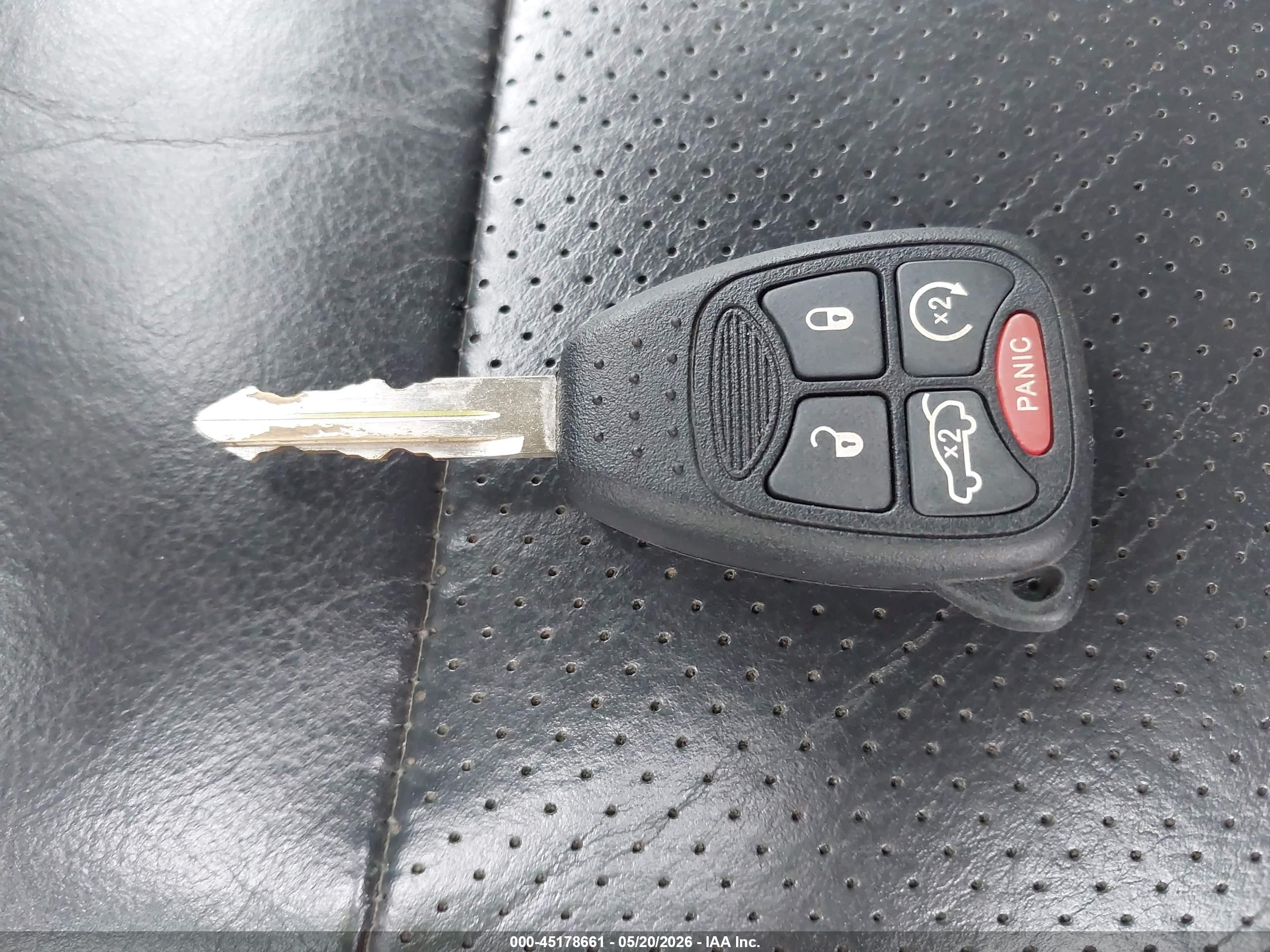 JEEP LIBERTY image 11