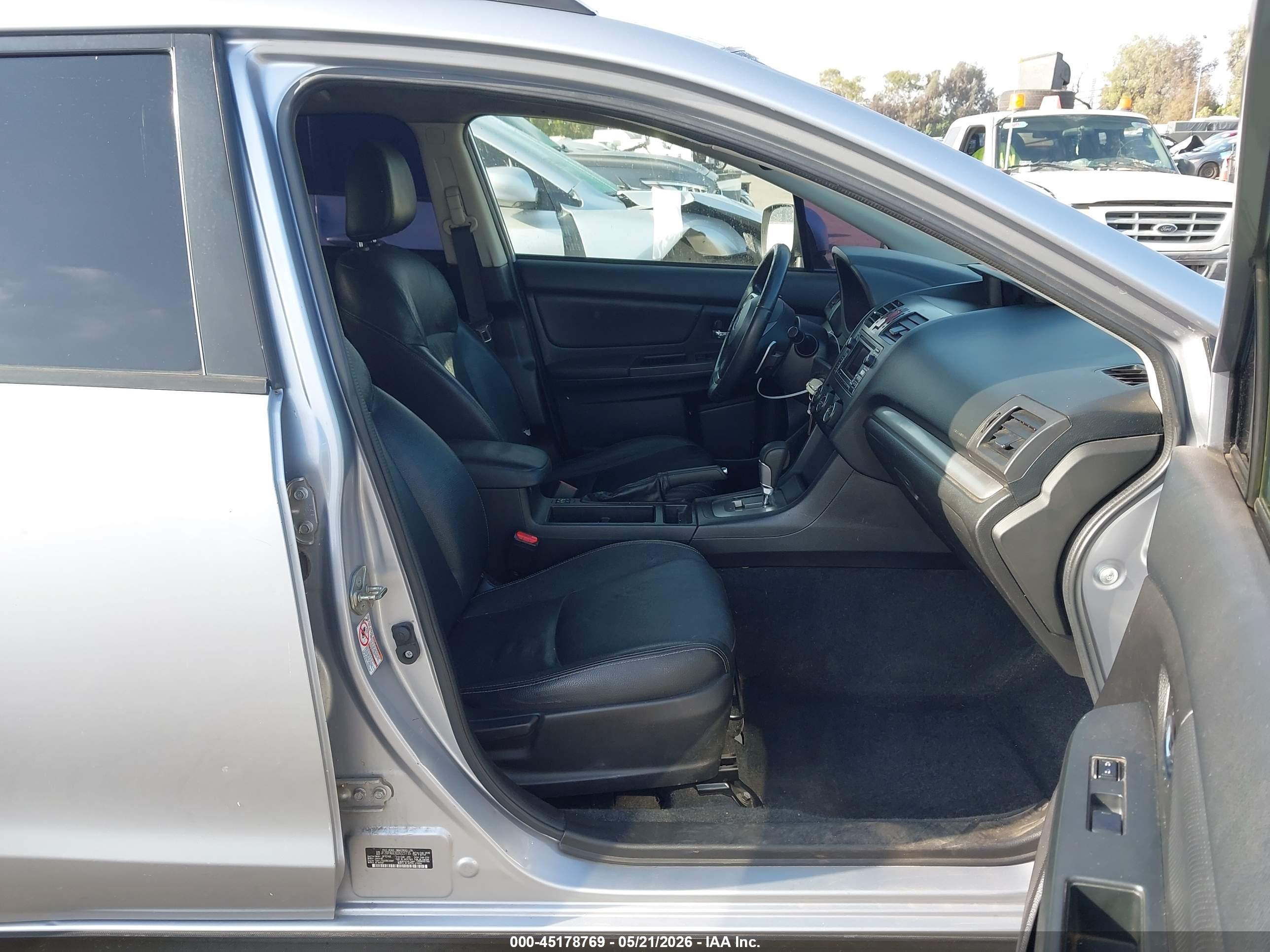 SUBARU XV image 5