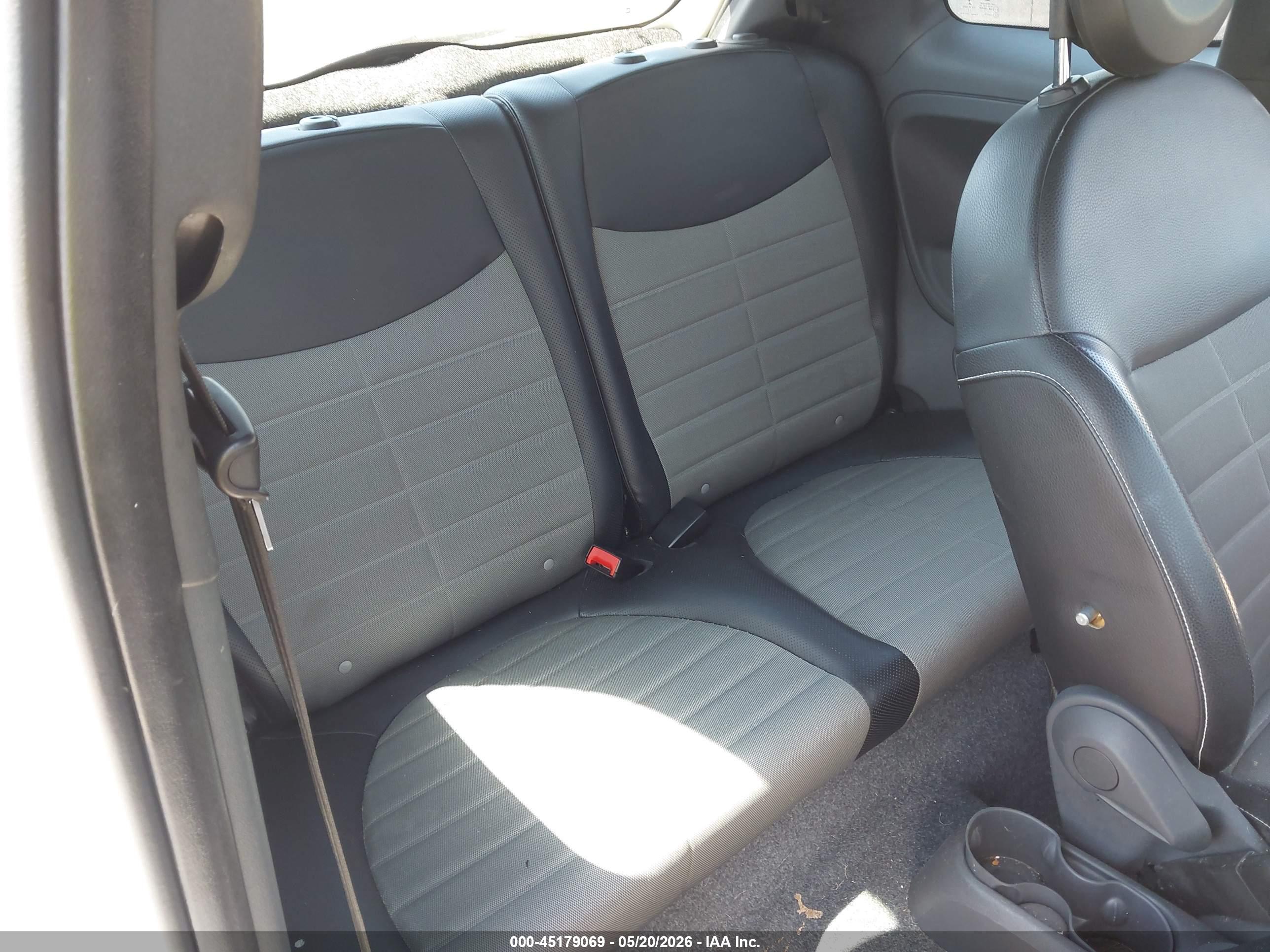 FIAT 500 image 8