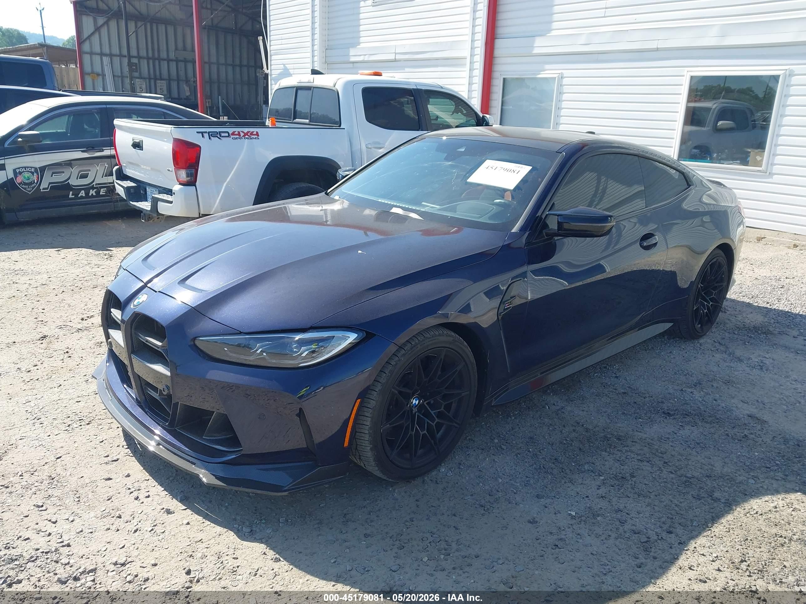 BMW M4 image 2
