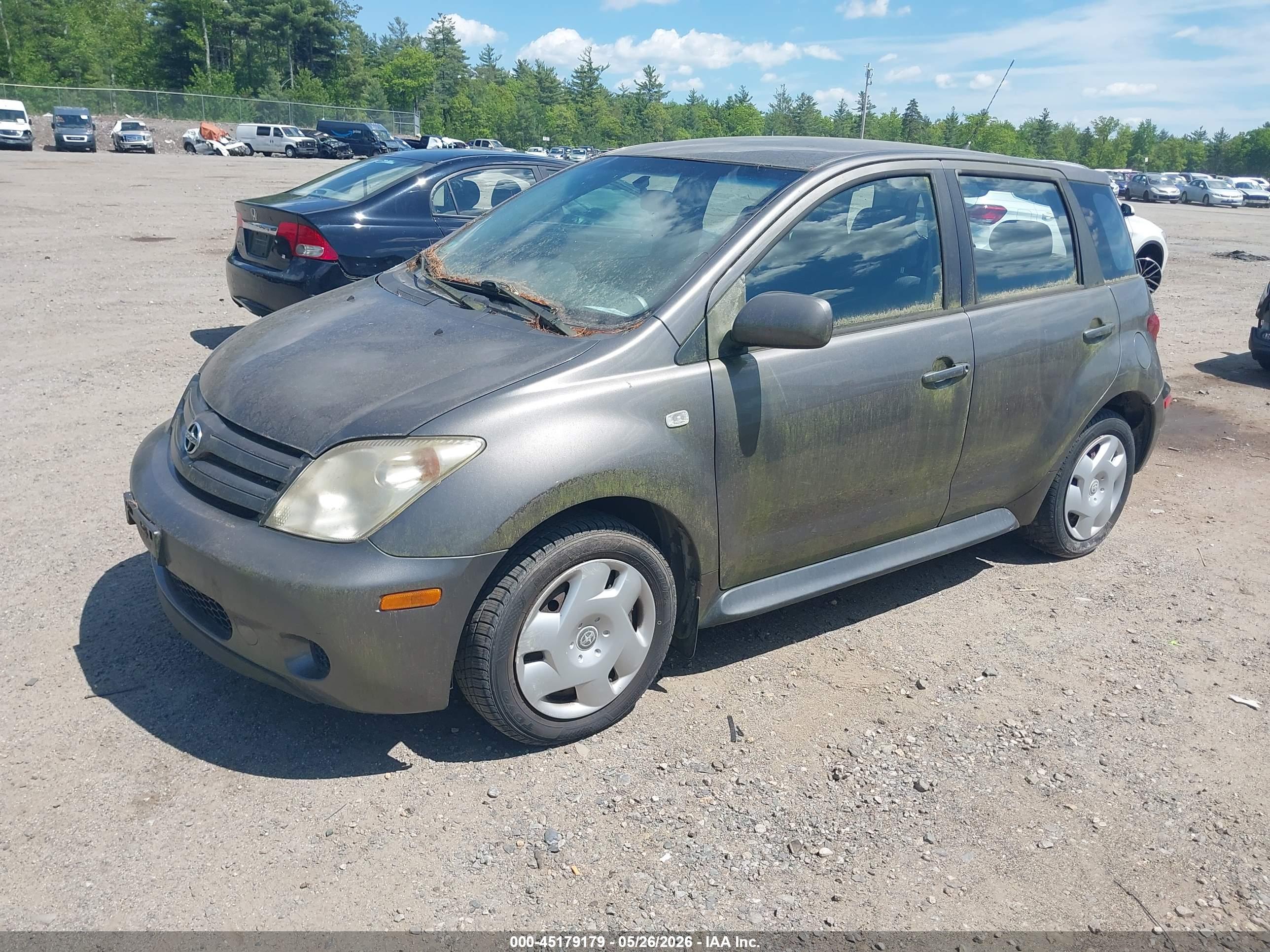 SCION XA image 2