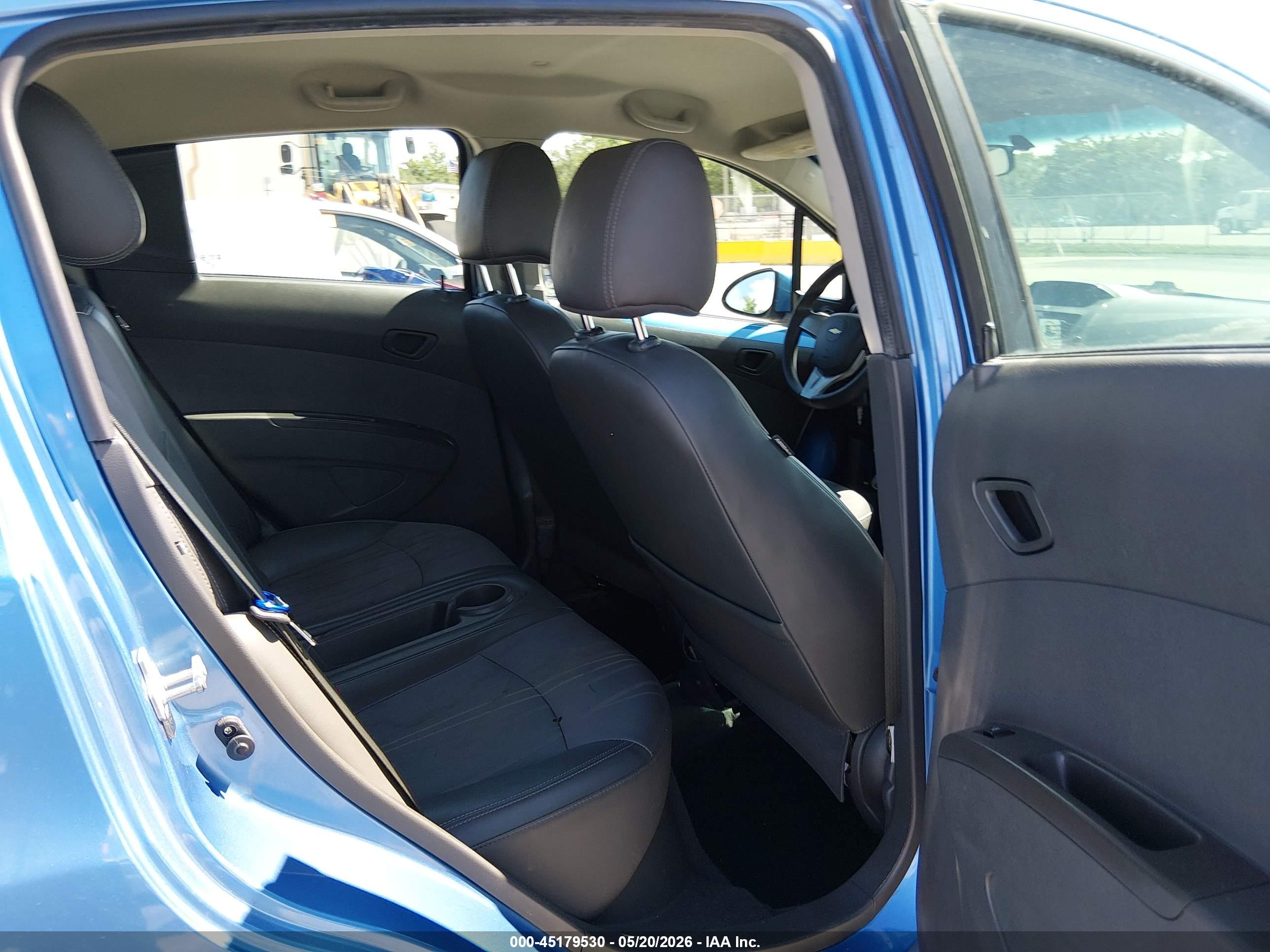 CHEVROLET SPARK image 8
