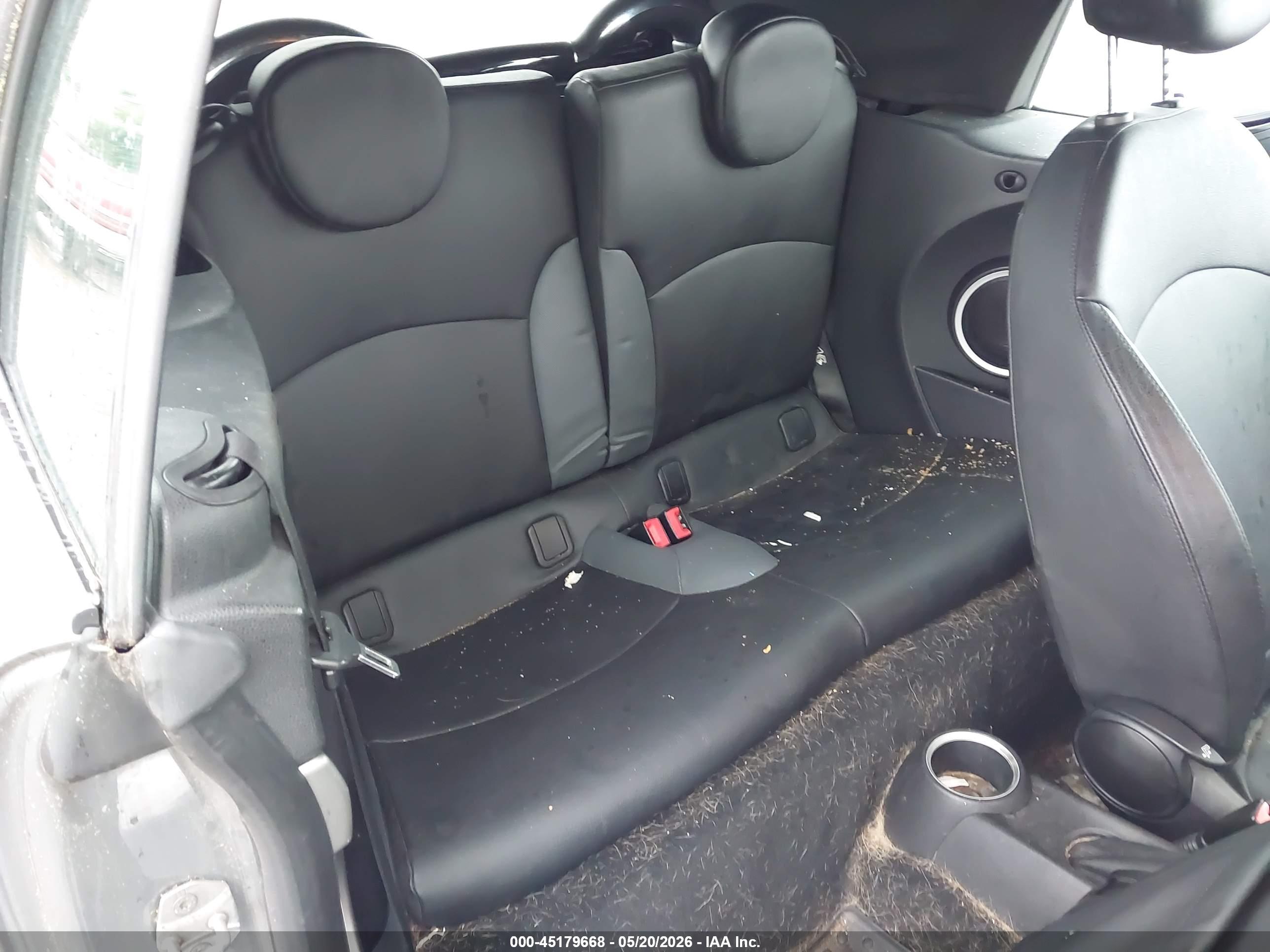 MINI COOPER image 8