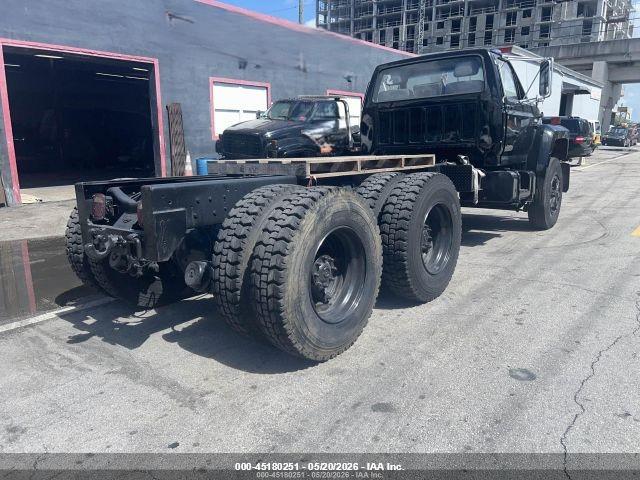 FORD FT8000 image 4