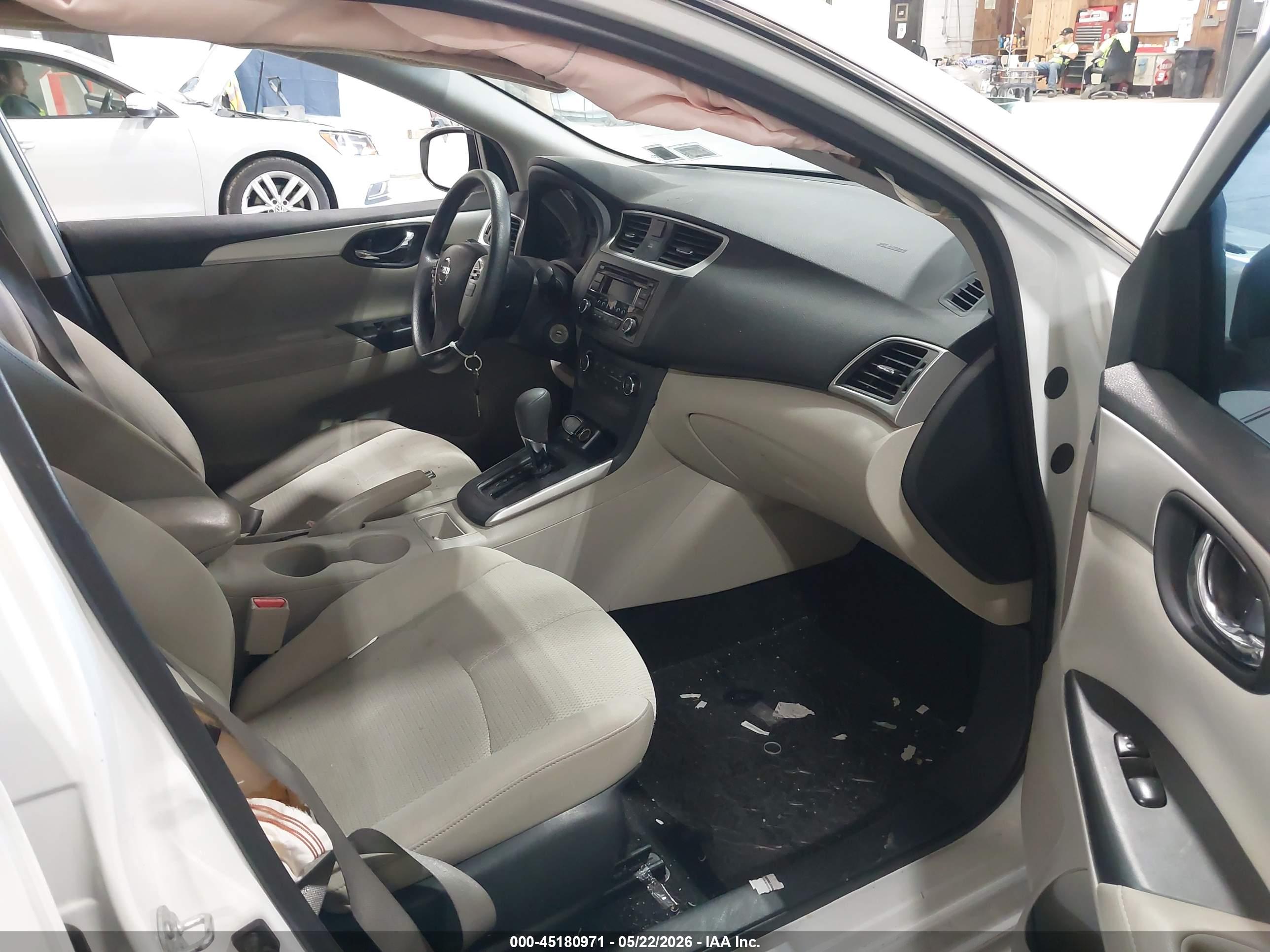 NISSAN SENTRA image 5