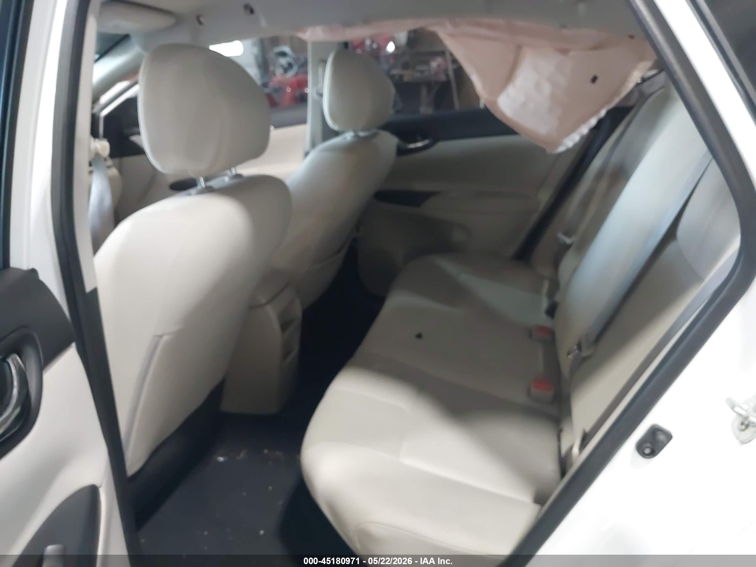 NISSAN SENTRA image 8