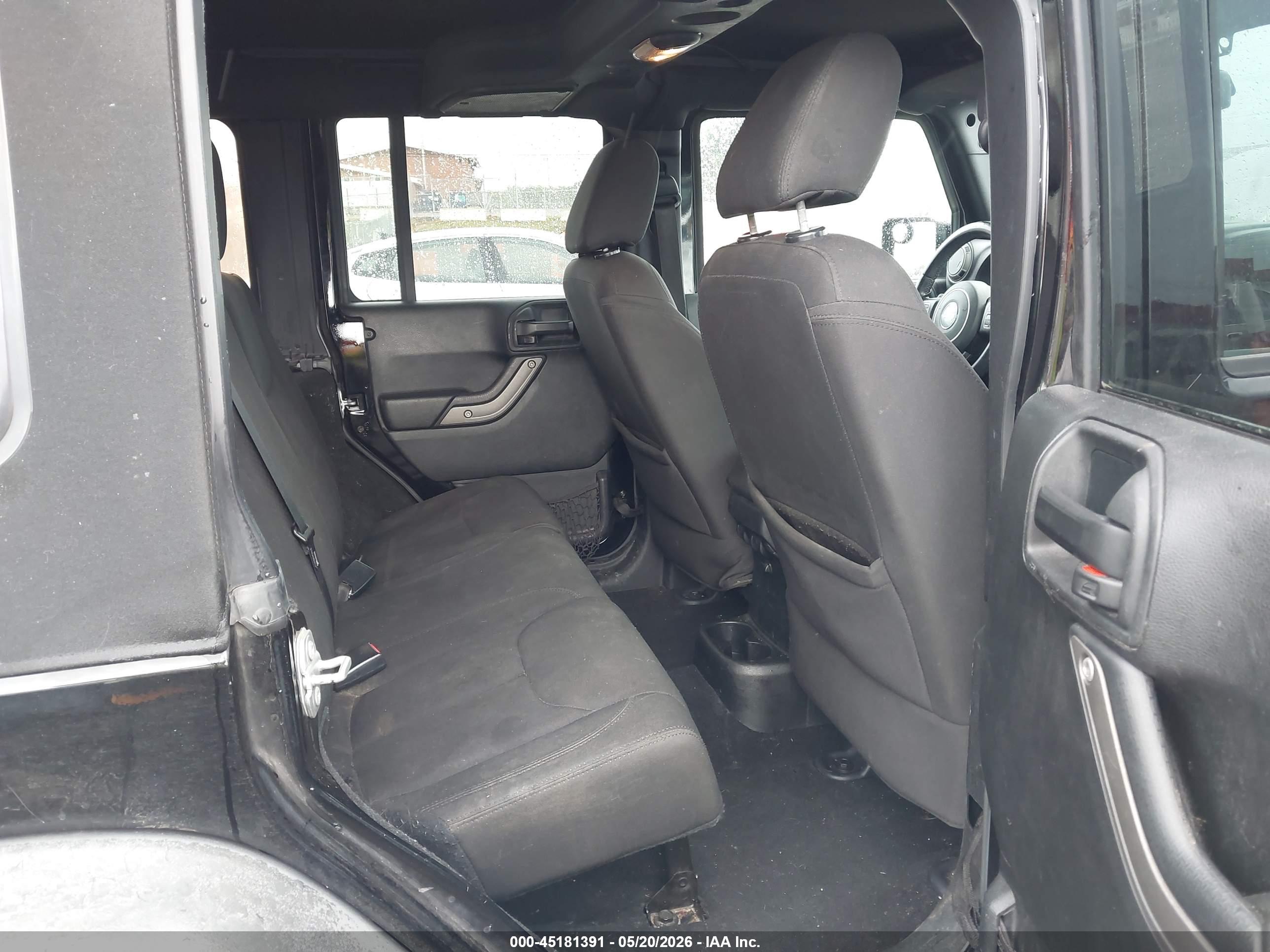 JEEP WRANGLER image 8