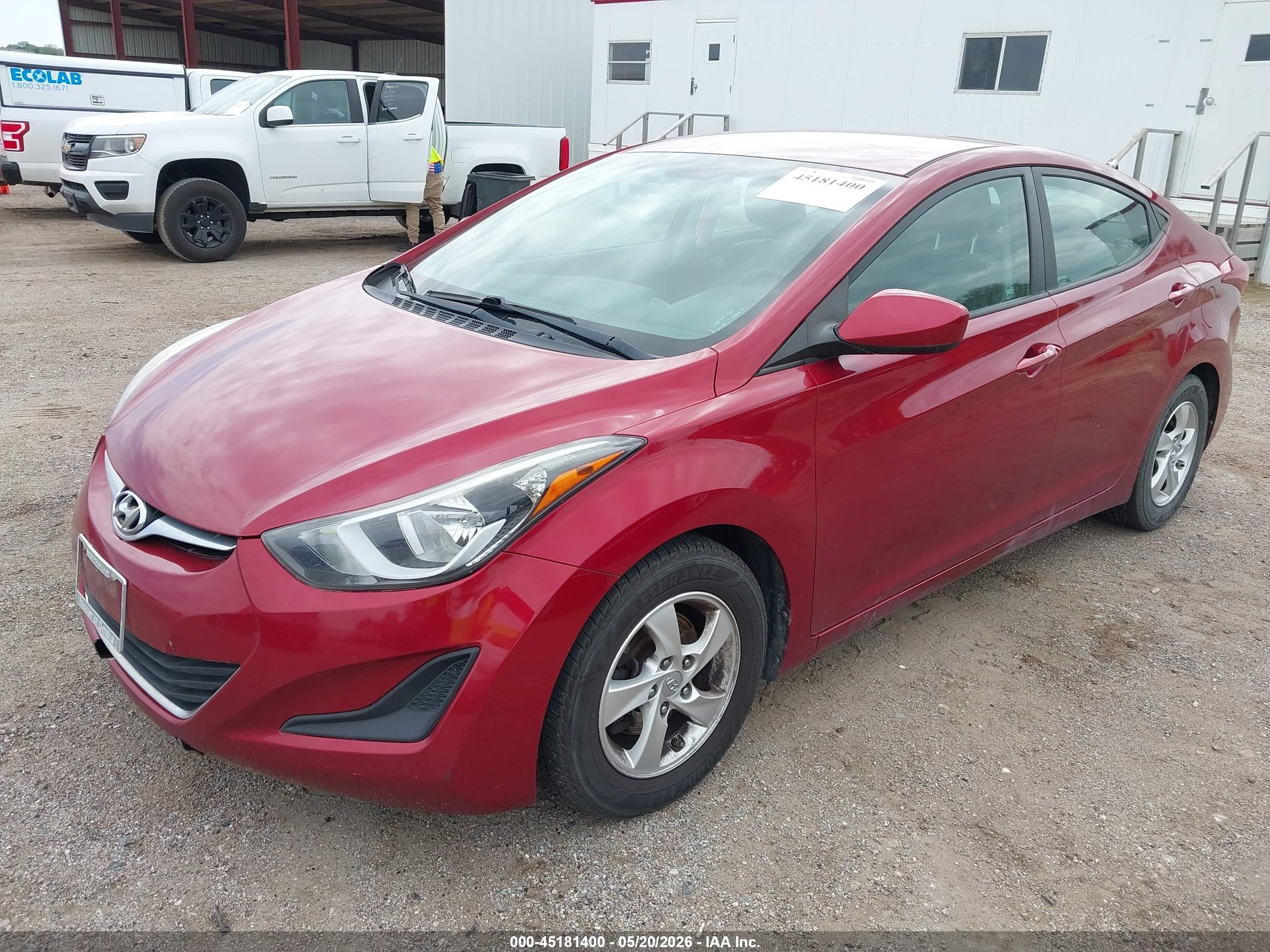 HYUNDAI ELANTRA image 2