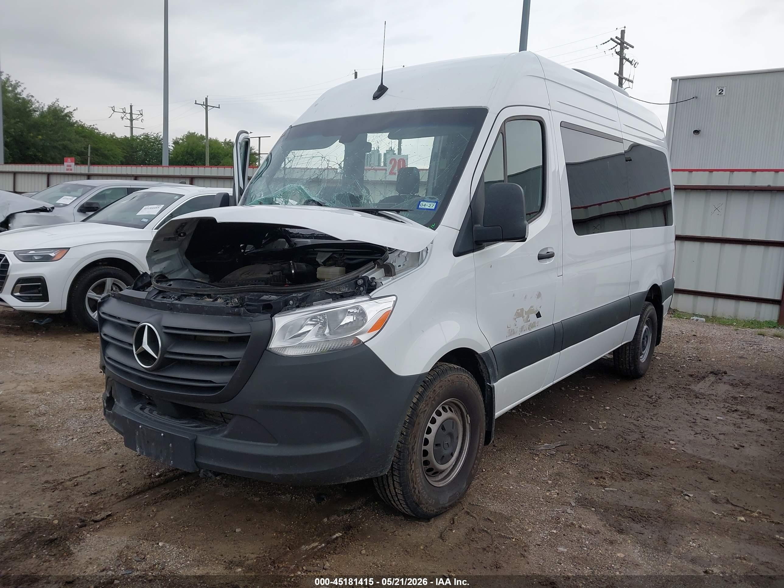 MERCEDES-BENZ SPRINTER image 2