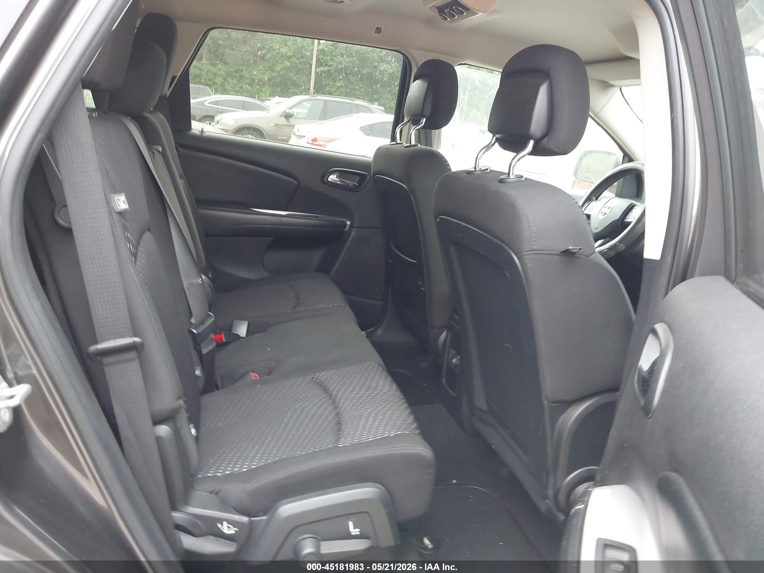 DODGE JOURNEY image 8