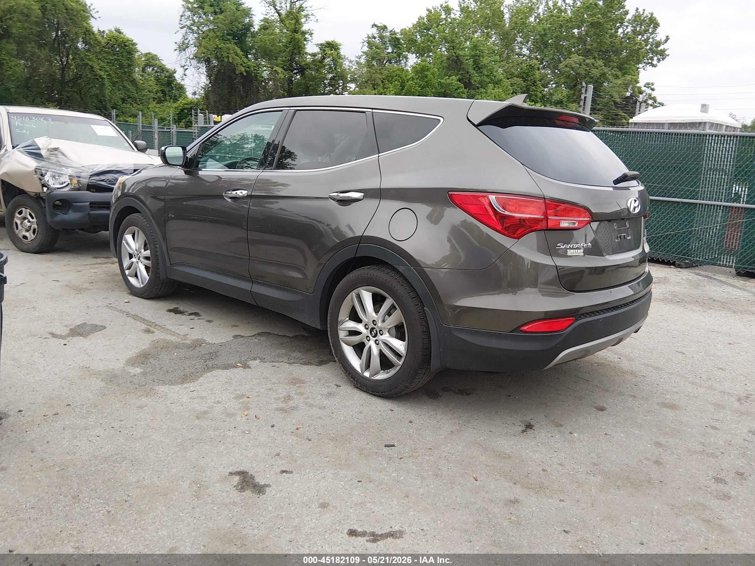 HYUNDAI SANTA image 3