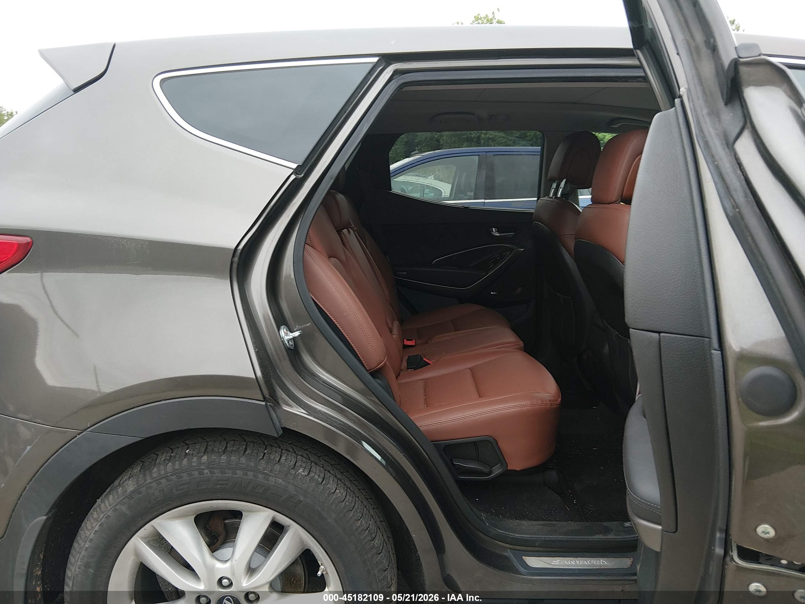HYUNDAI SANTA image 8