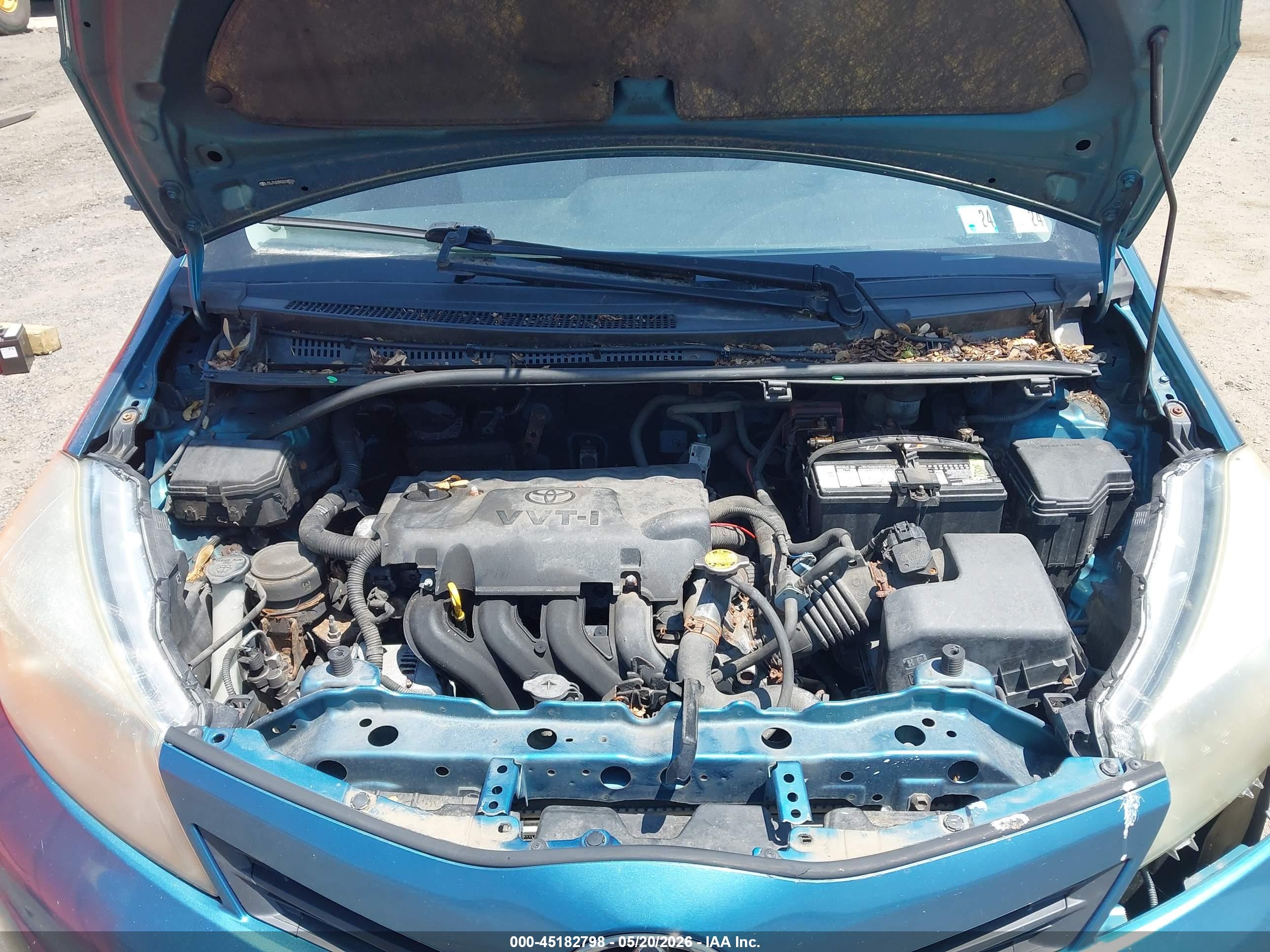 TOYOTA YARIS image 10