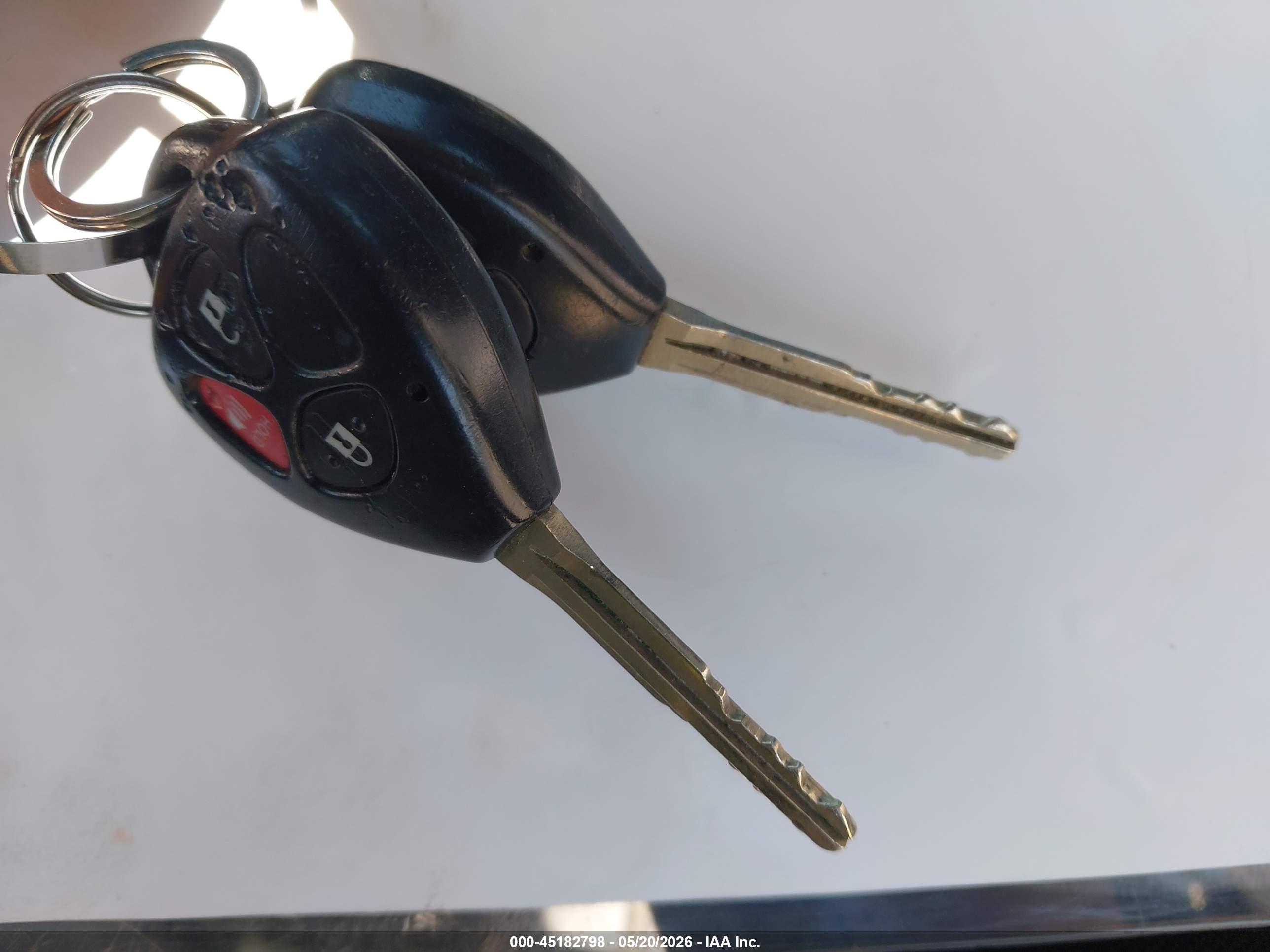 TOYOTA YARIS image 11