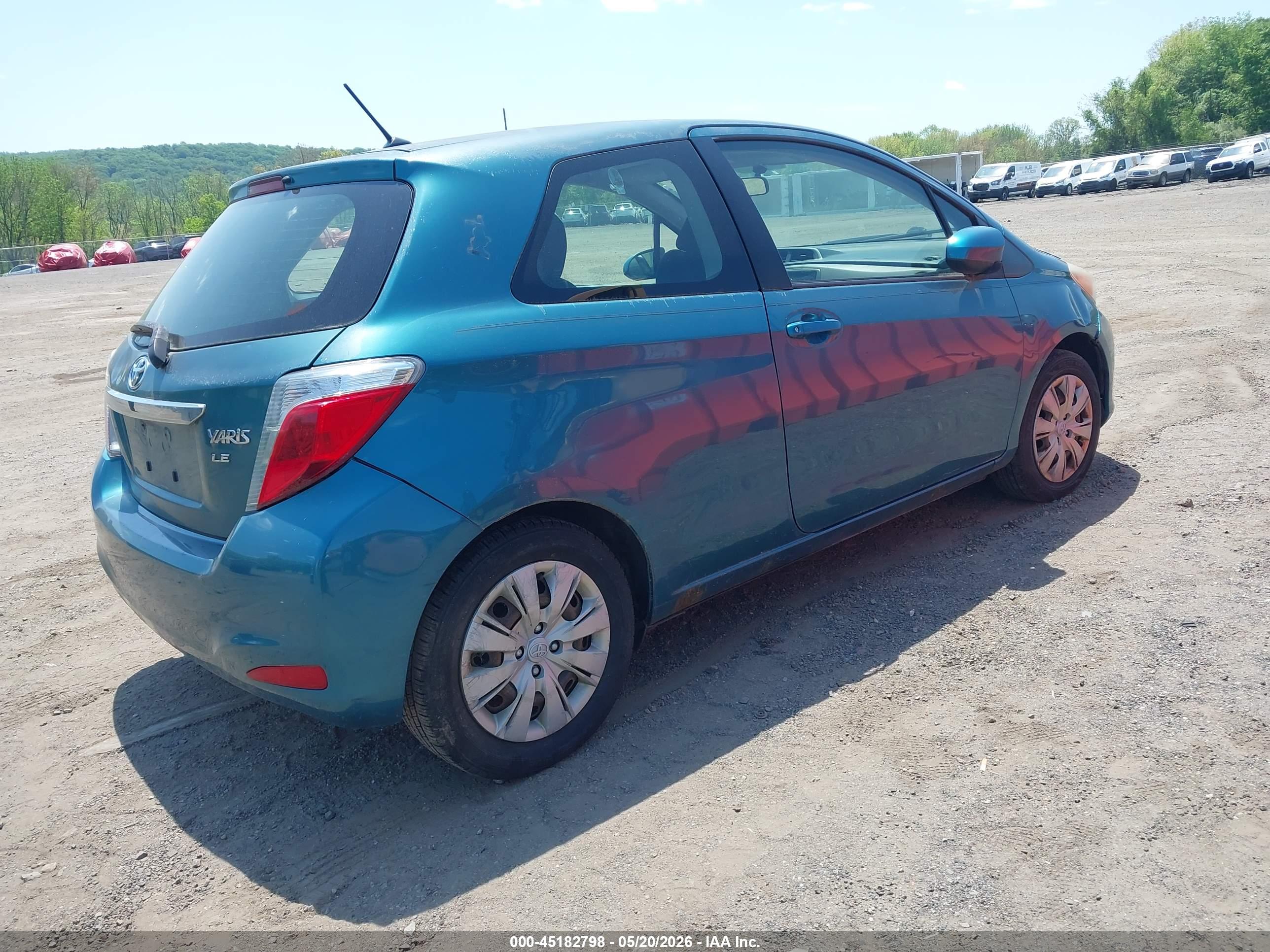 TOYOTA YARIS image 4