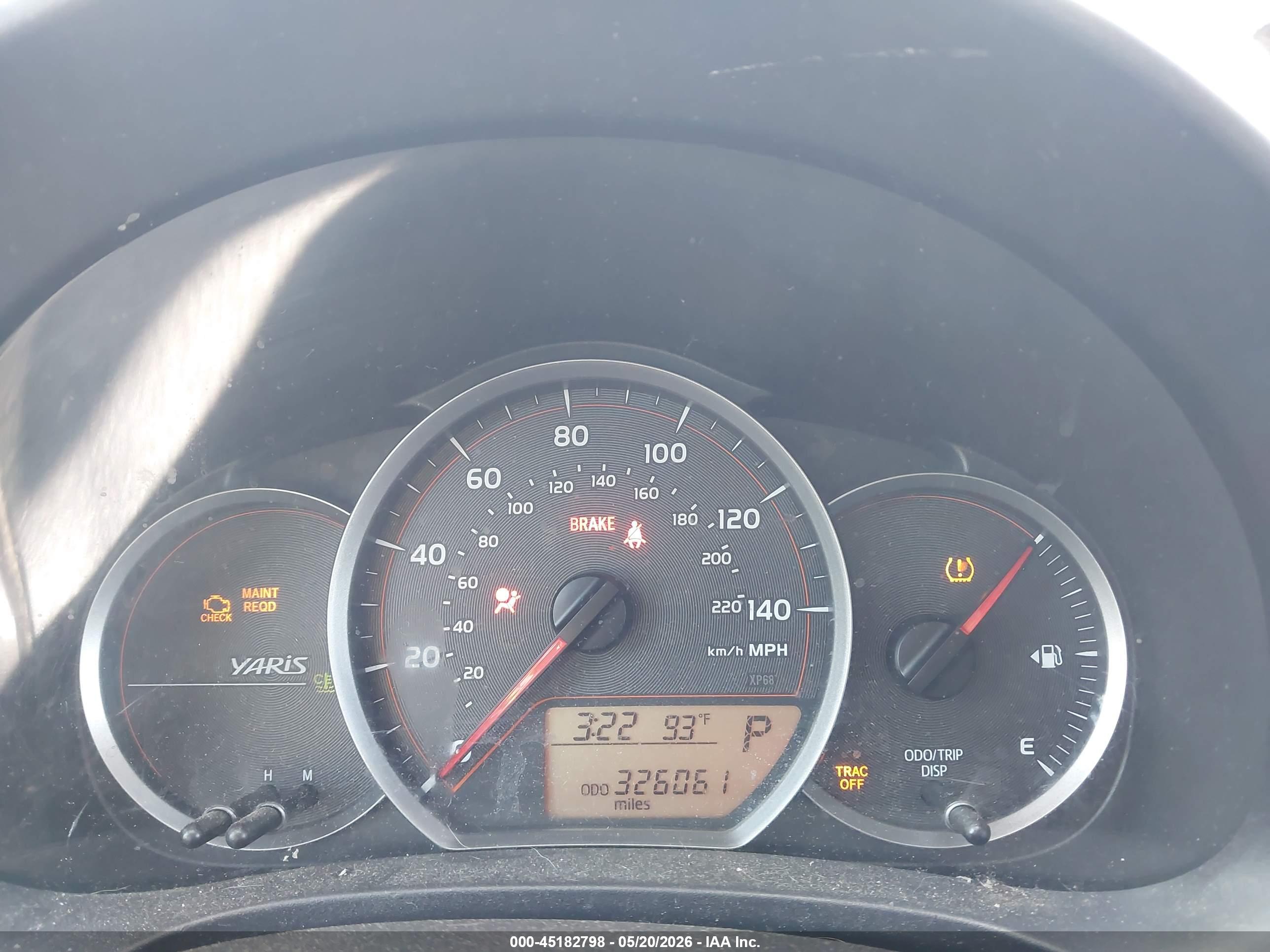 TOYOTA YARIS image 7