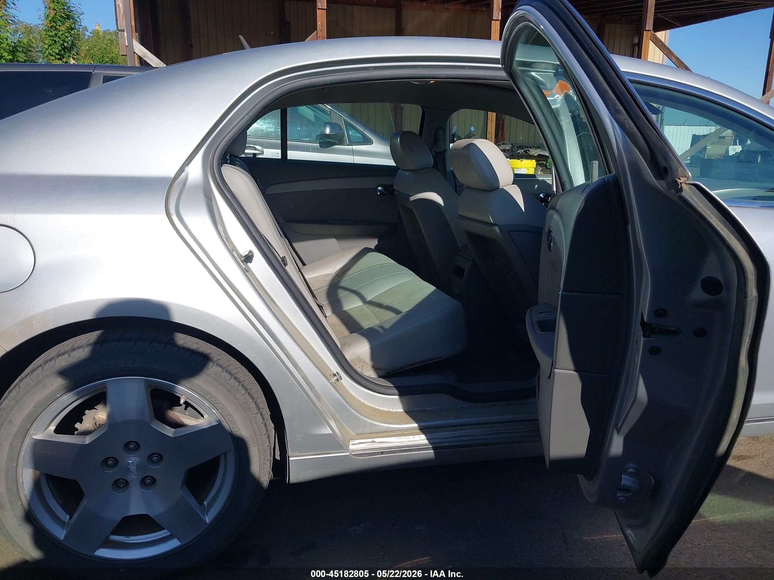 CHEVROLET MALIBU image 8