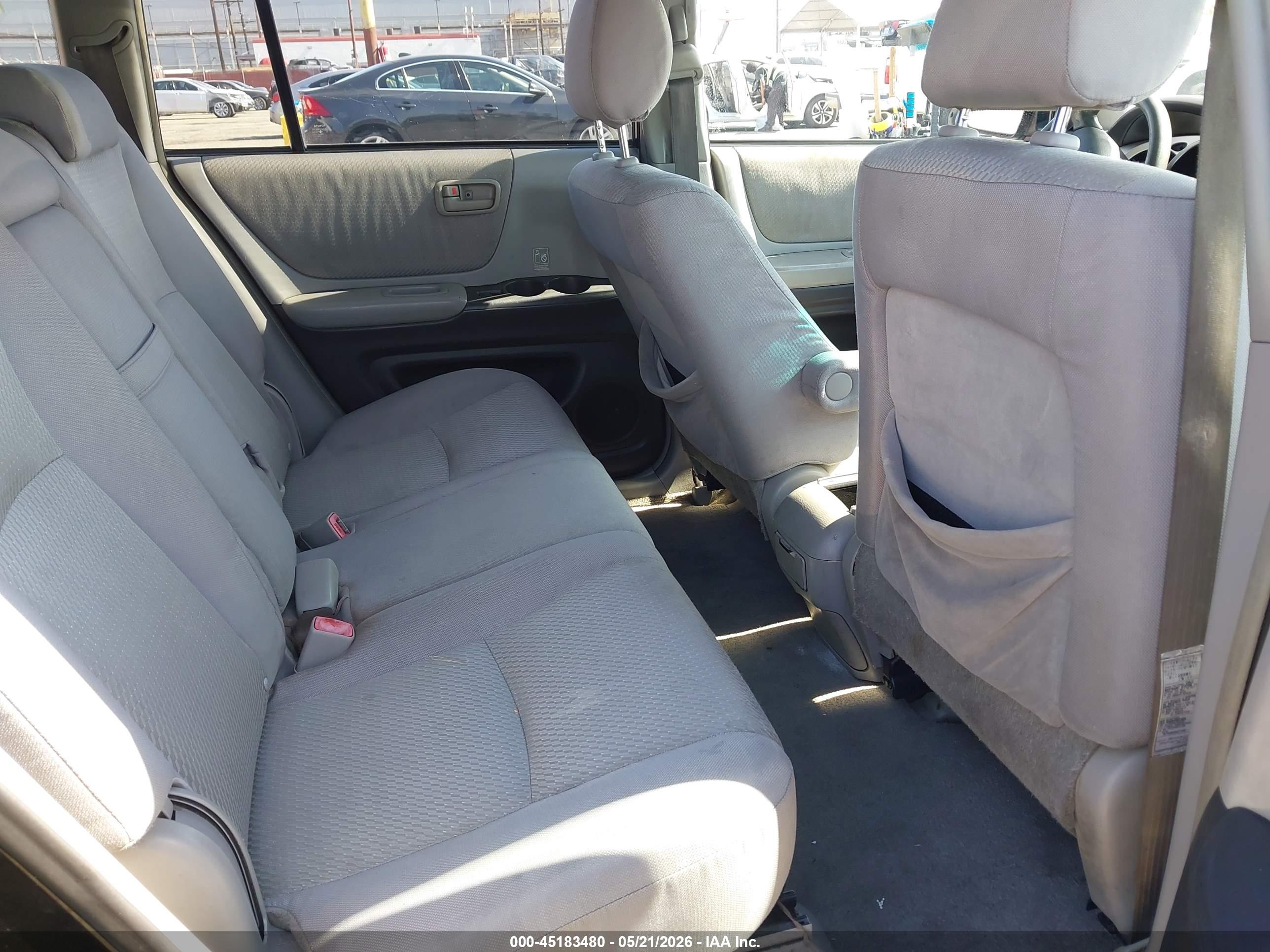 TOYOTA HIGHLANDER image 8