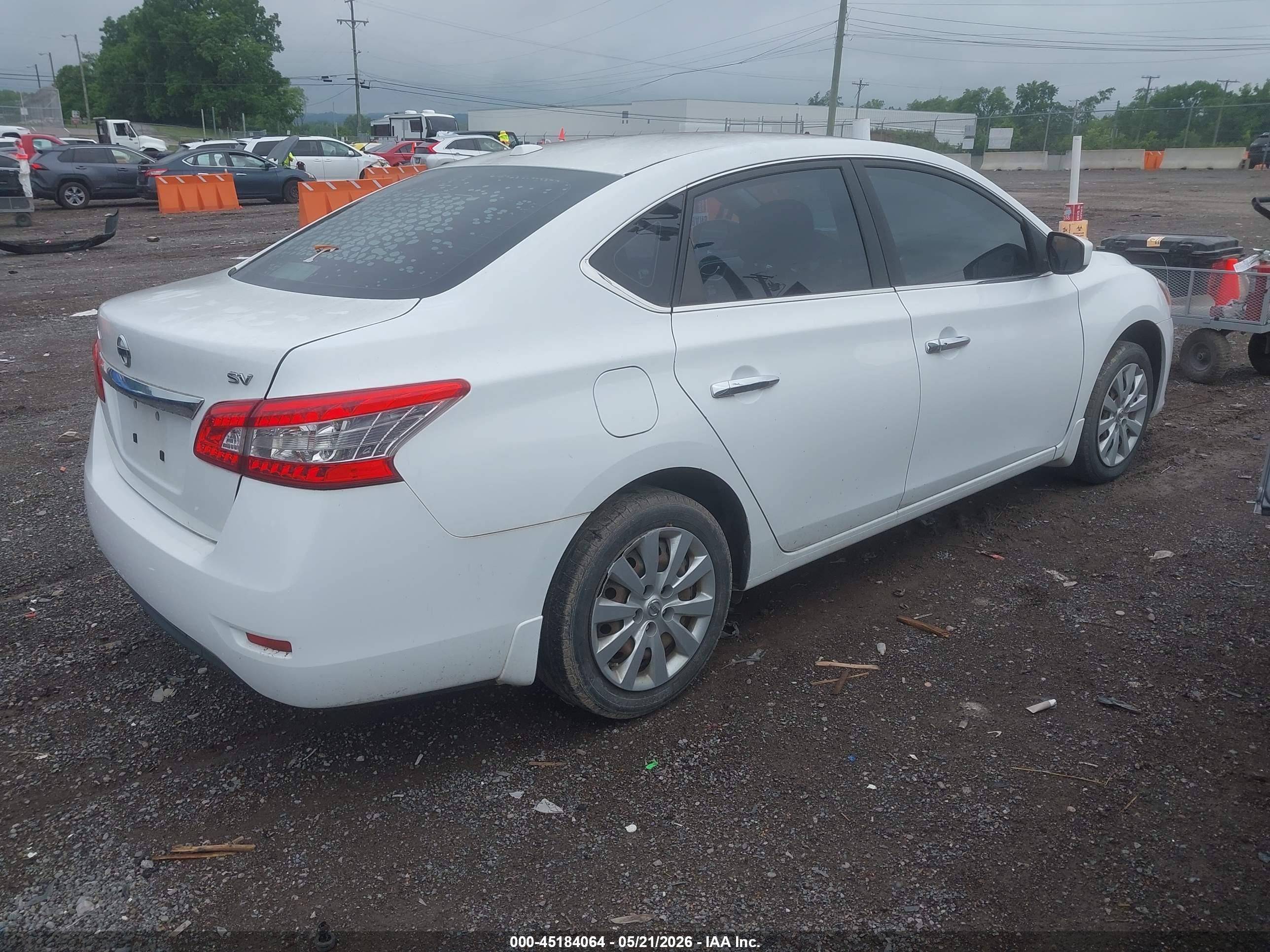 NISSAN SENTRA image 4
