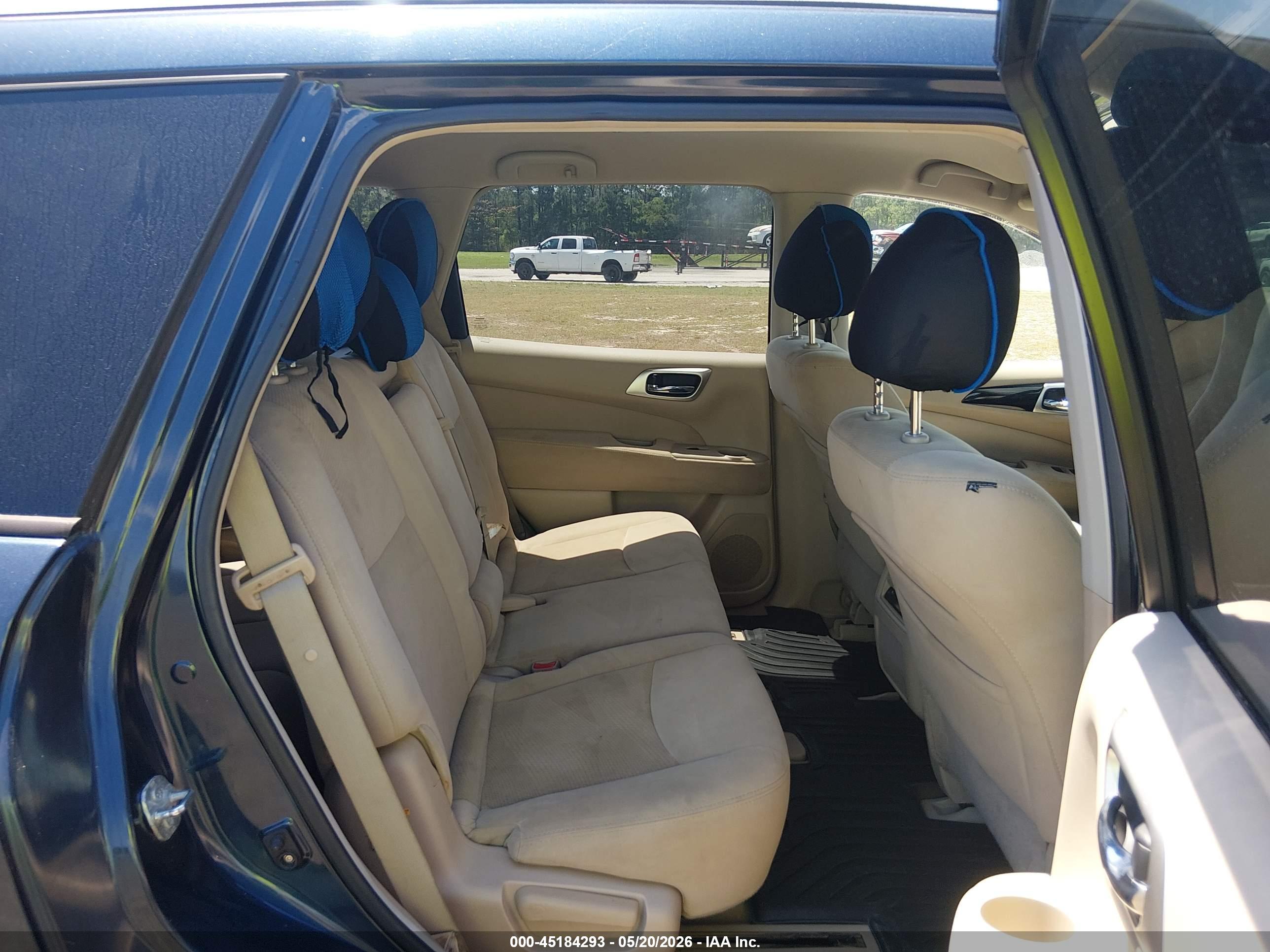 NISSAN PATHFINDER image 8