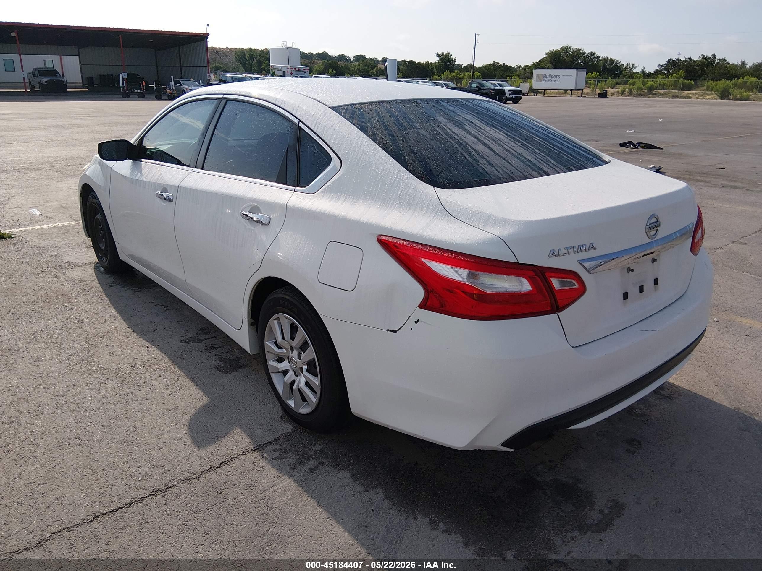 NISSAN ALTIMA image 3