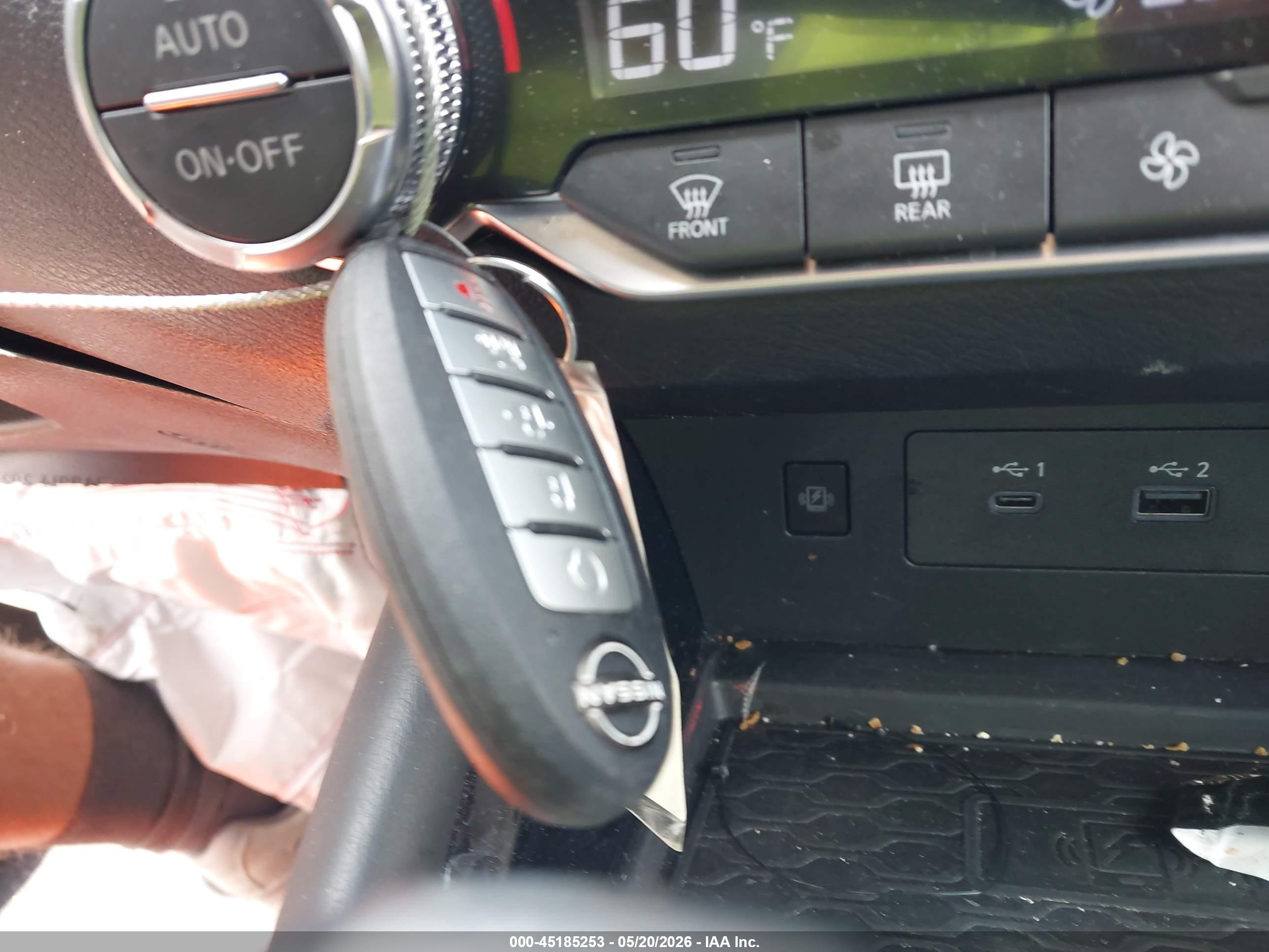 NISSAN ALTIMA image 11