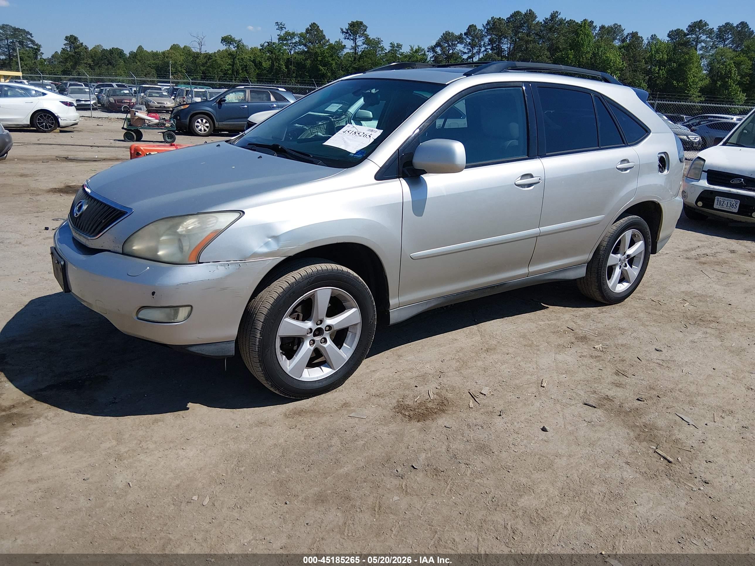 LEXUS RX image 2