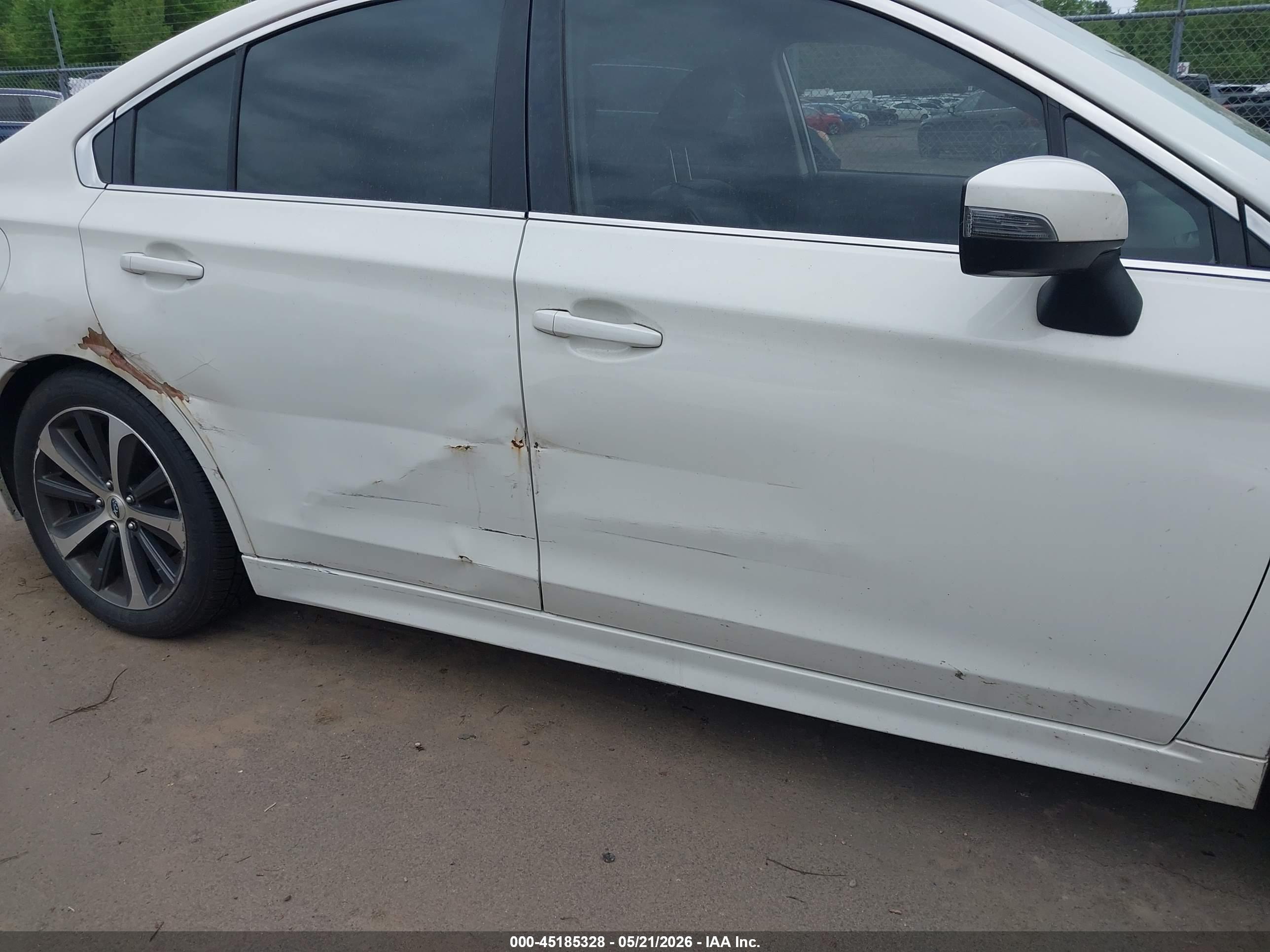 SUBARU LEGACY image 6