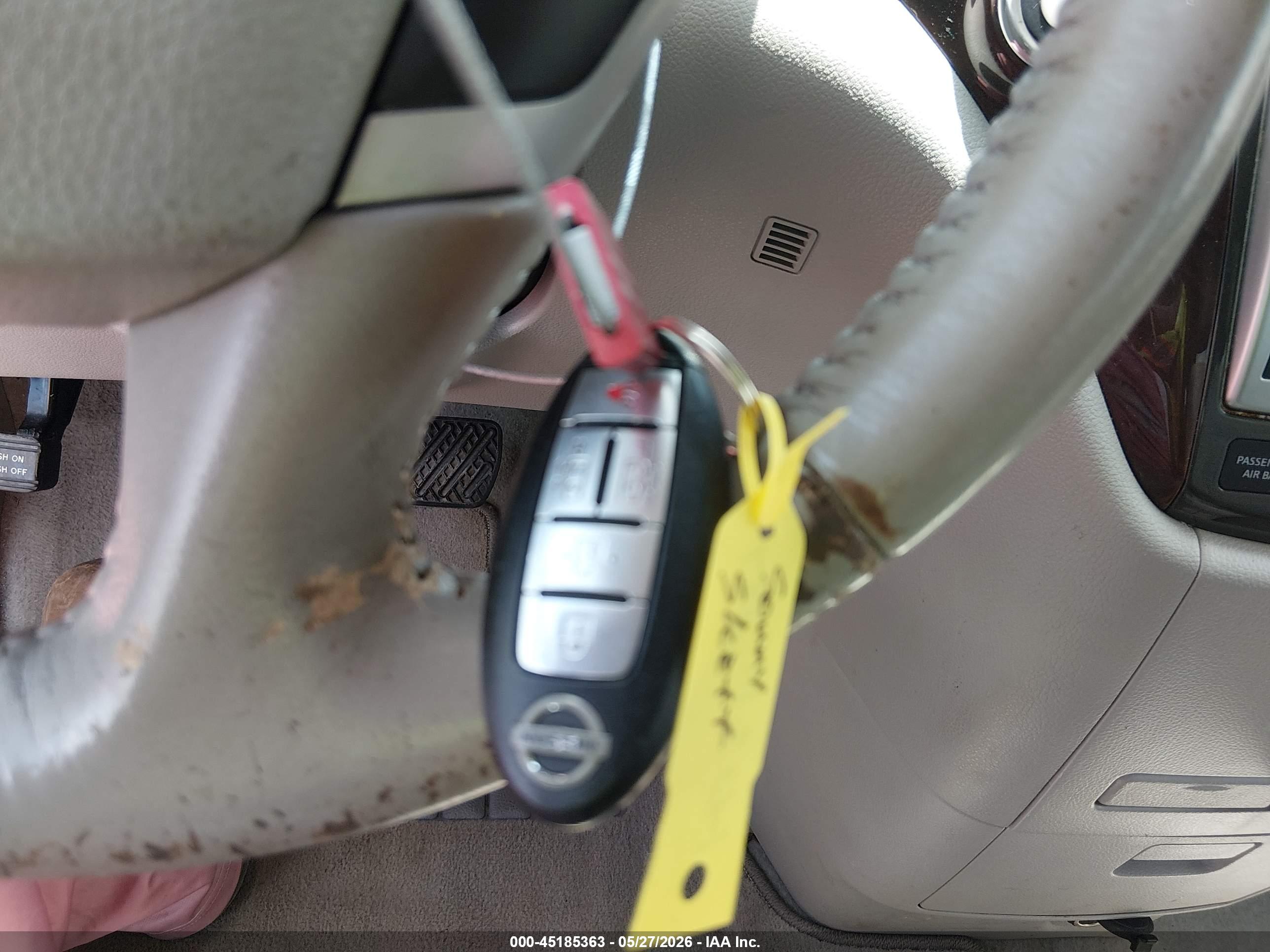 NISSAN QUEST image 11