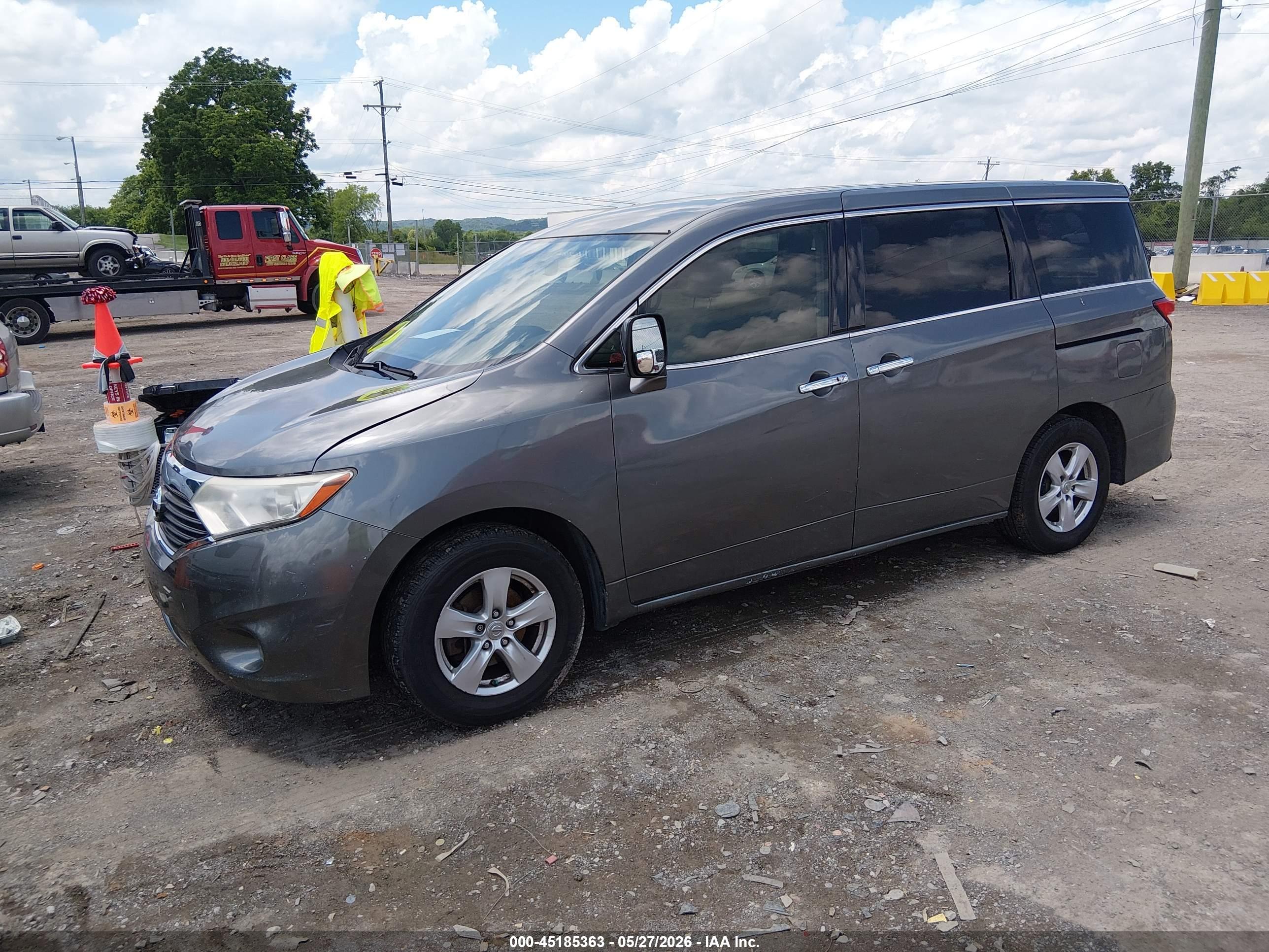 NISSAN QUEST image 2