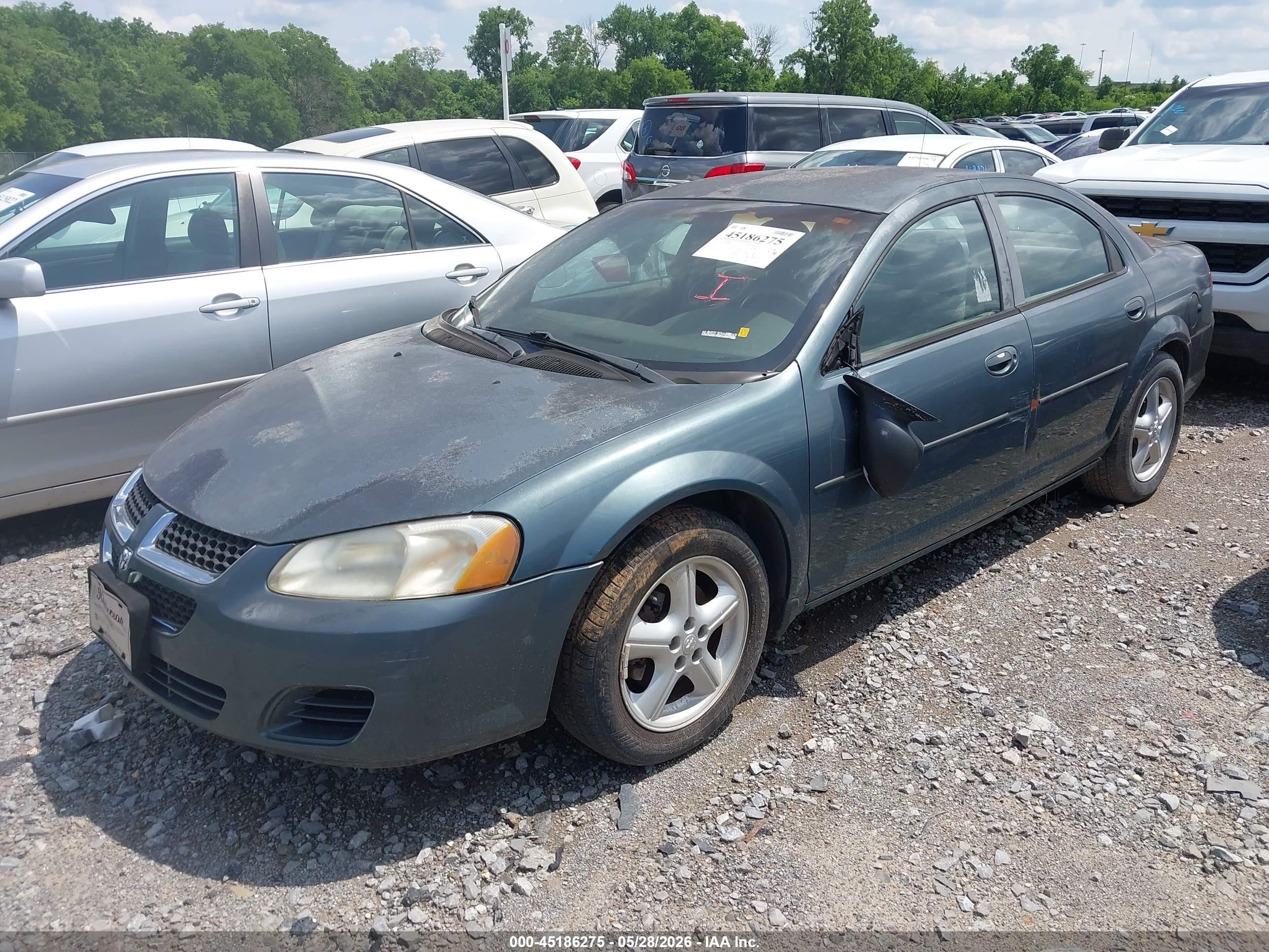 DODGE STRATUS image 2