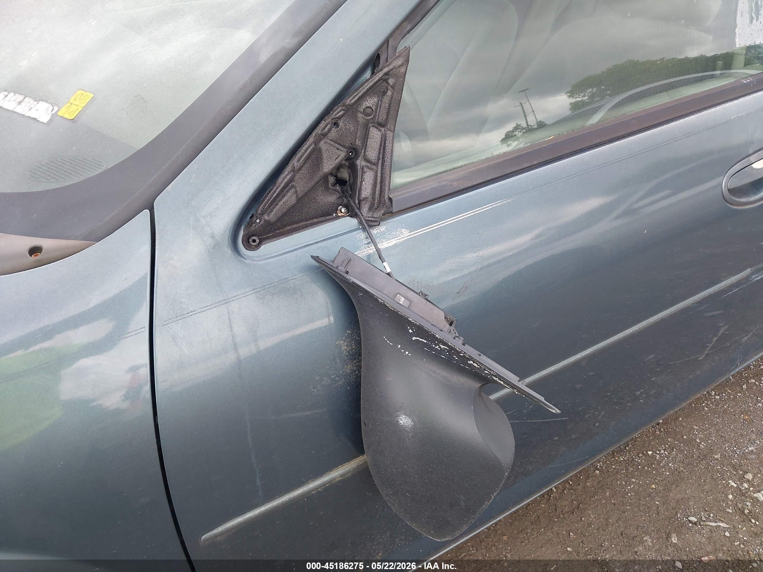 DODGE STRATUS image 6