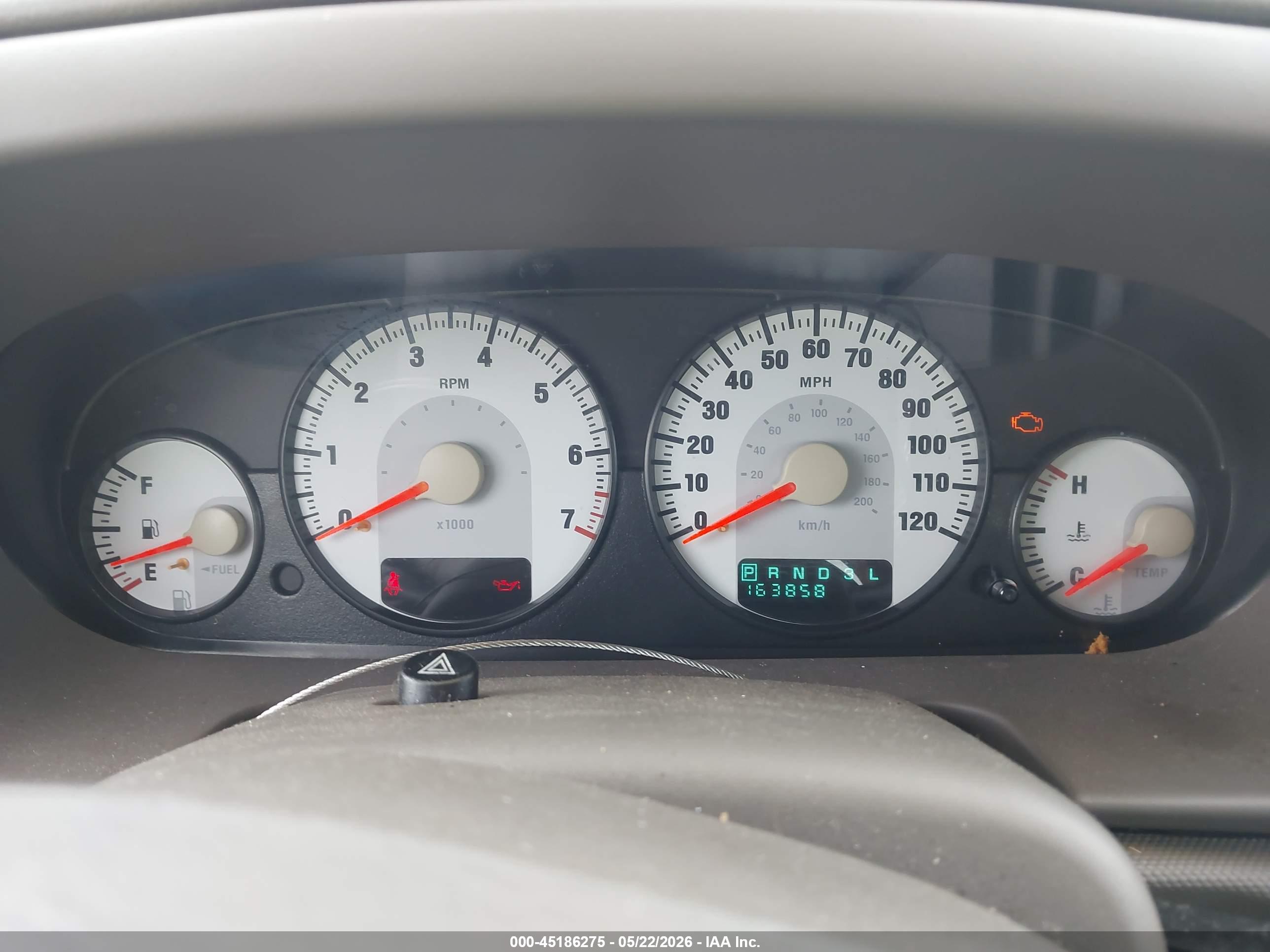 DODGE STRATUS image 7