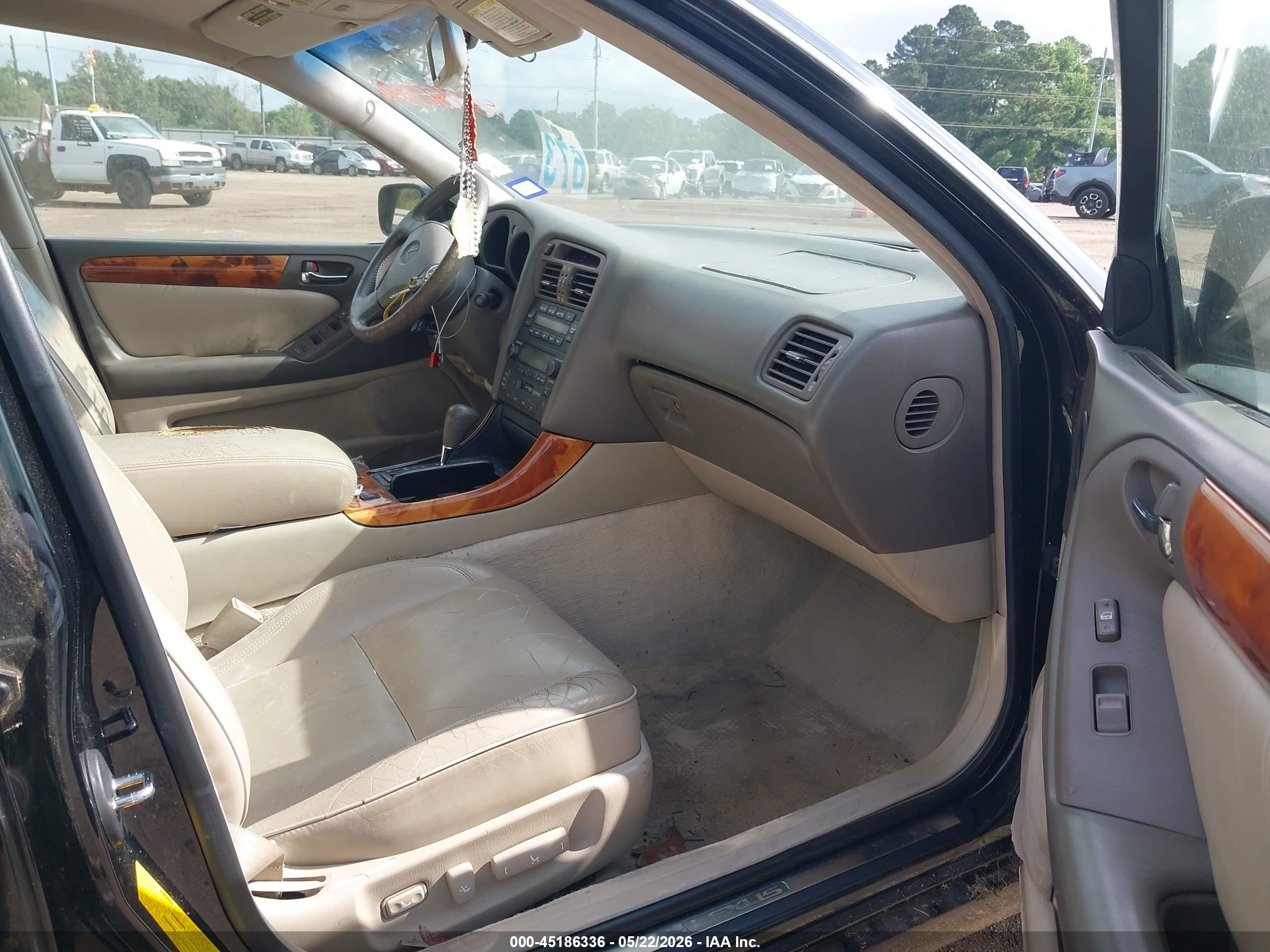 LEXUS GS image 5