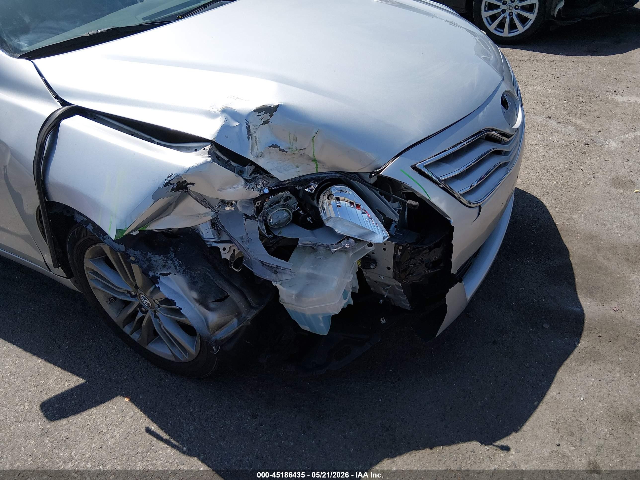 TOYOTA CAMRY image 6
