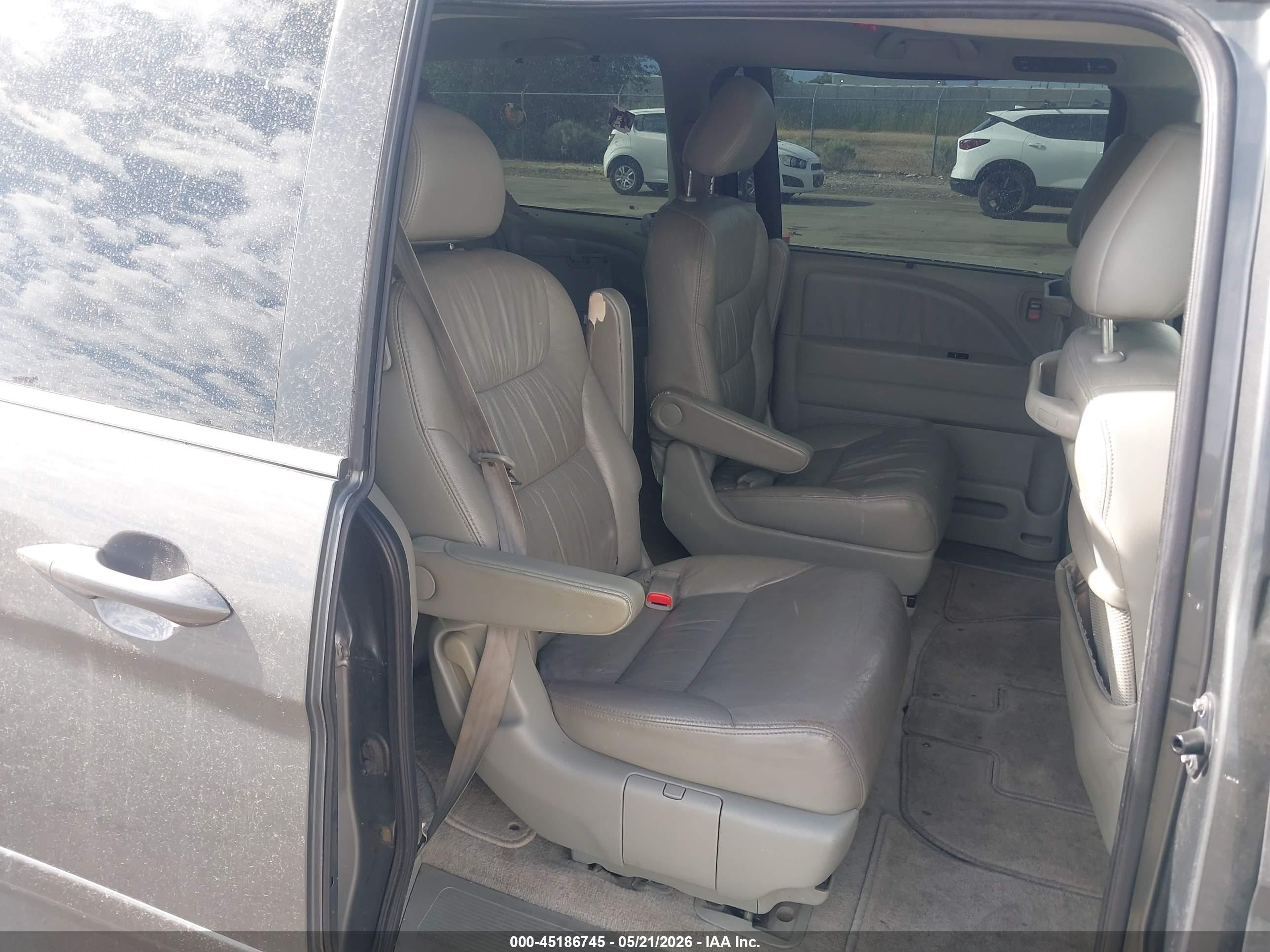 HONDA ODYSSEY image 8