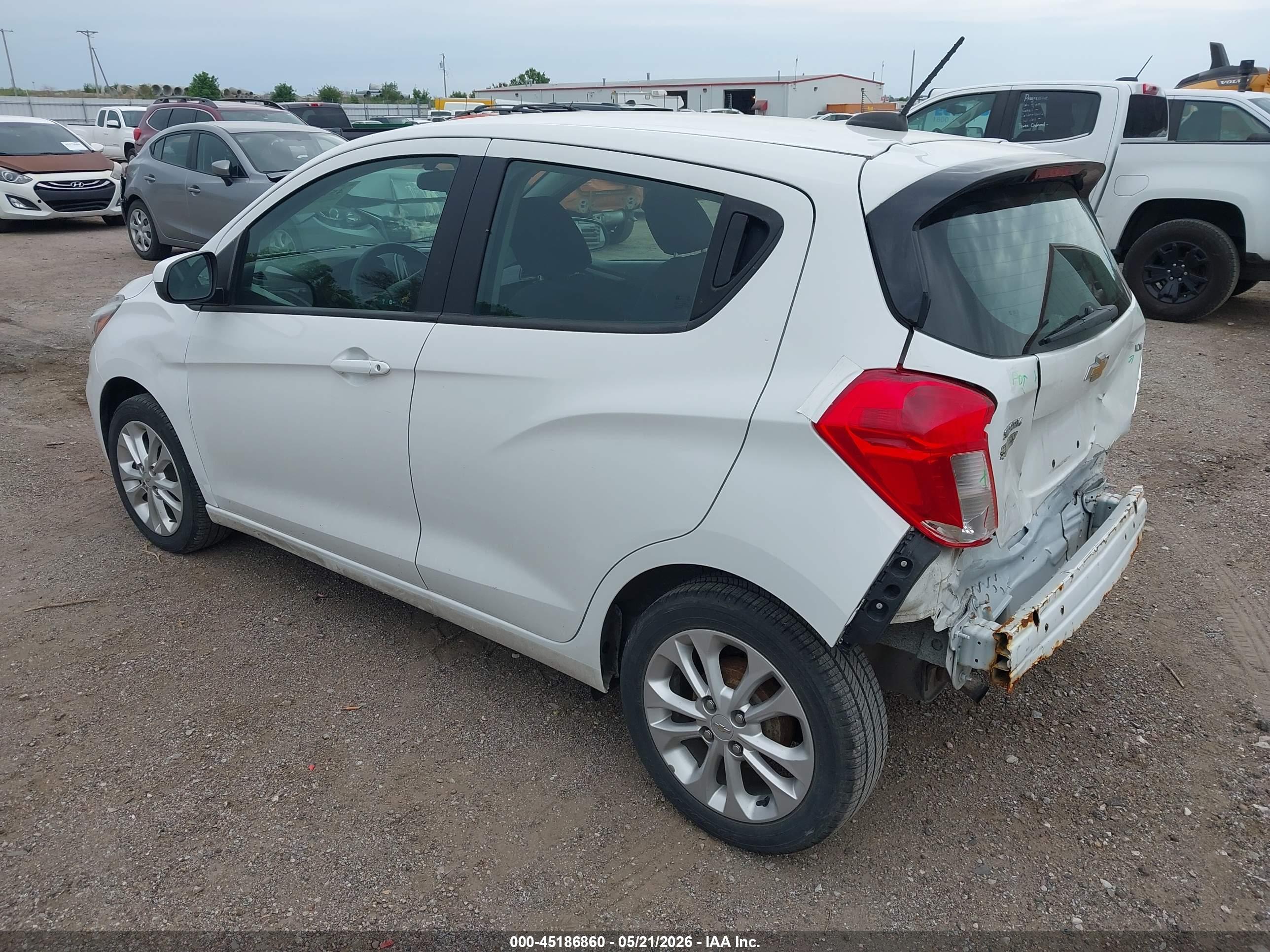 CHEVROLET SPARK image 3