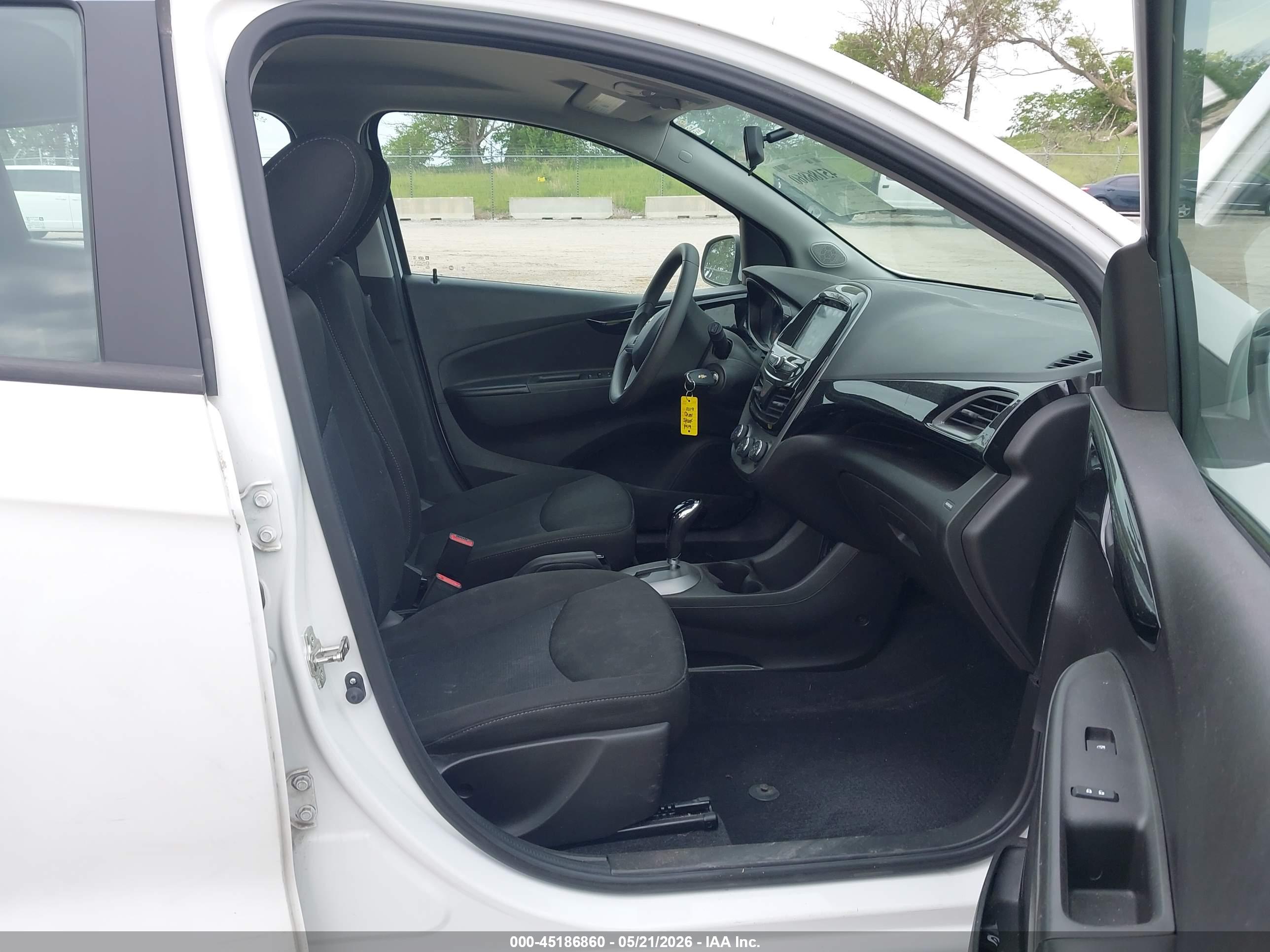 CHEVROLET SPARK image 5
