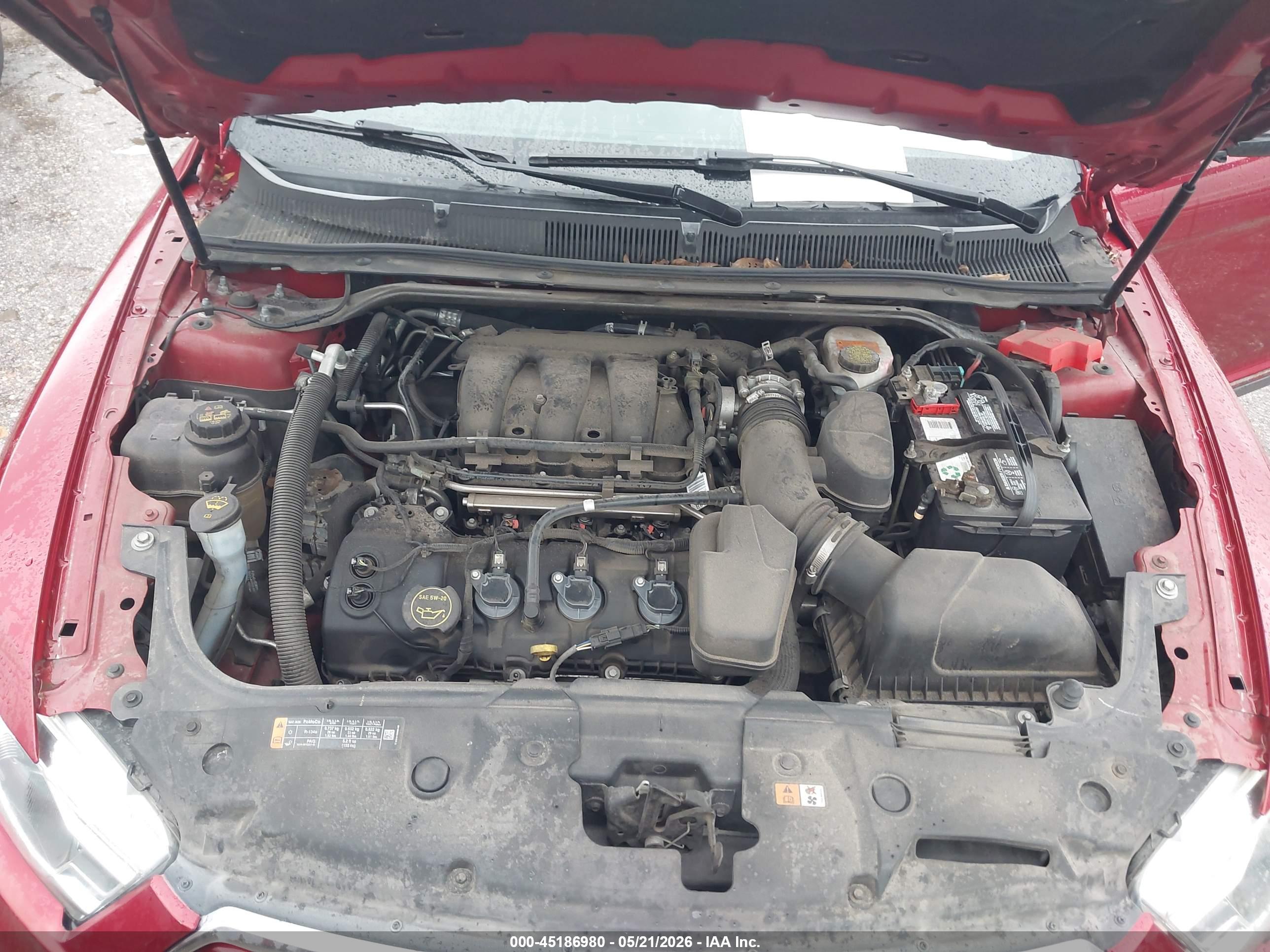 FORD TAURUS image 10