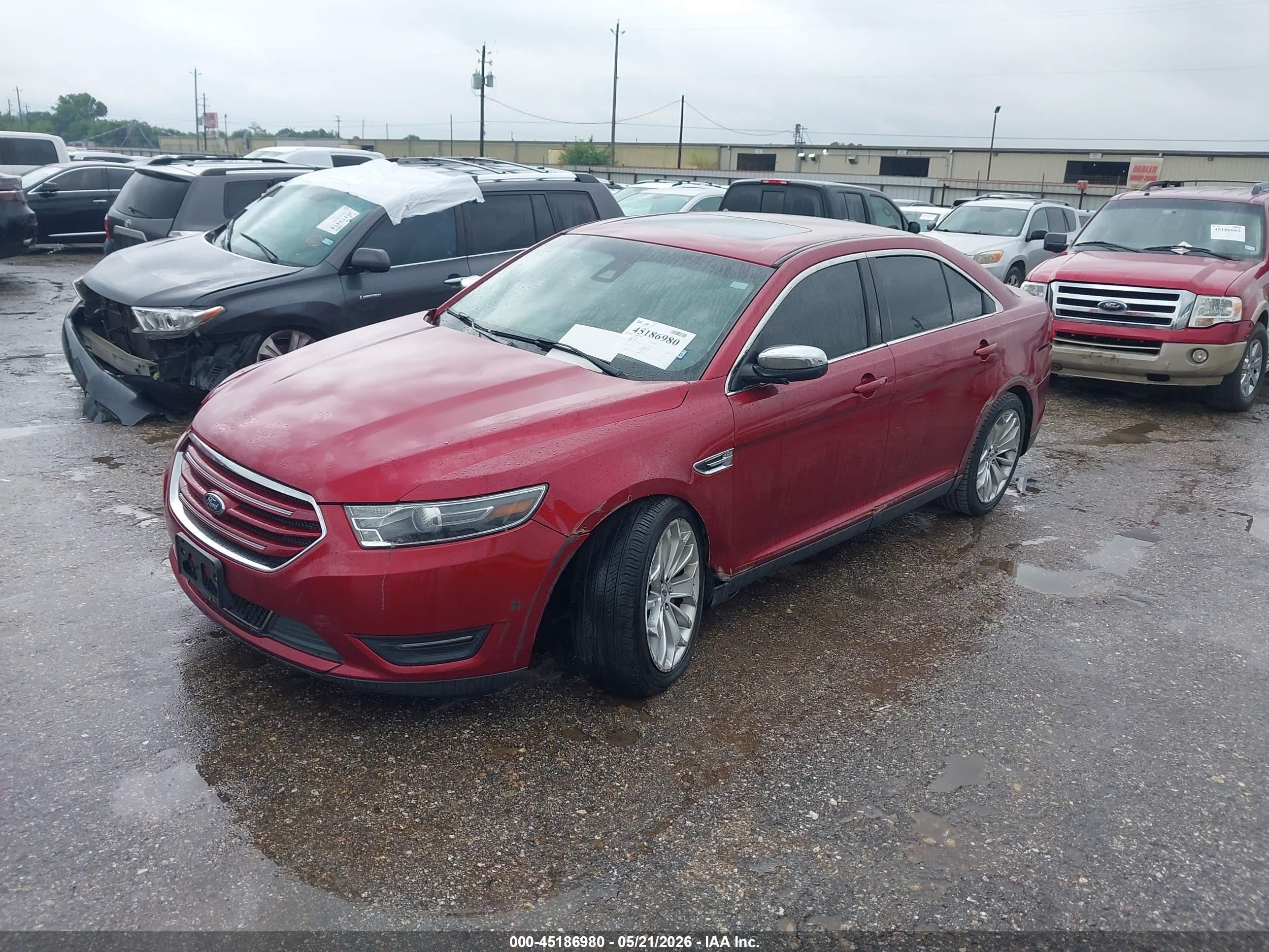 FORD TAURUS image 2