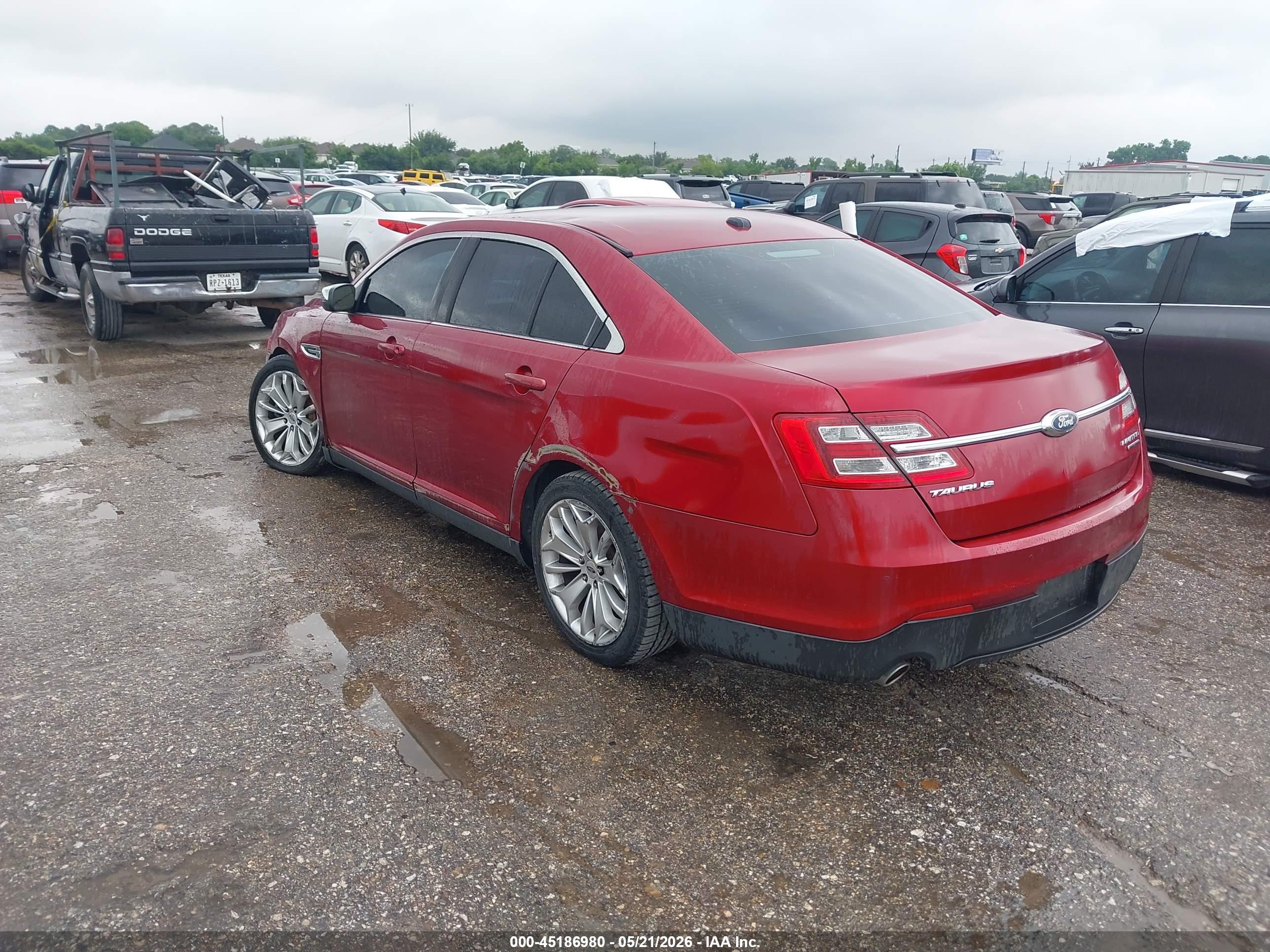 FORD TAURUS image 3