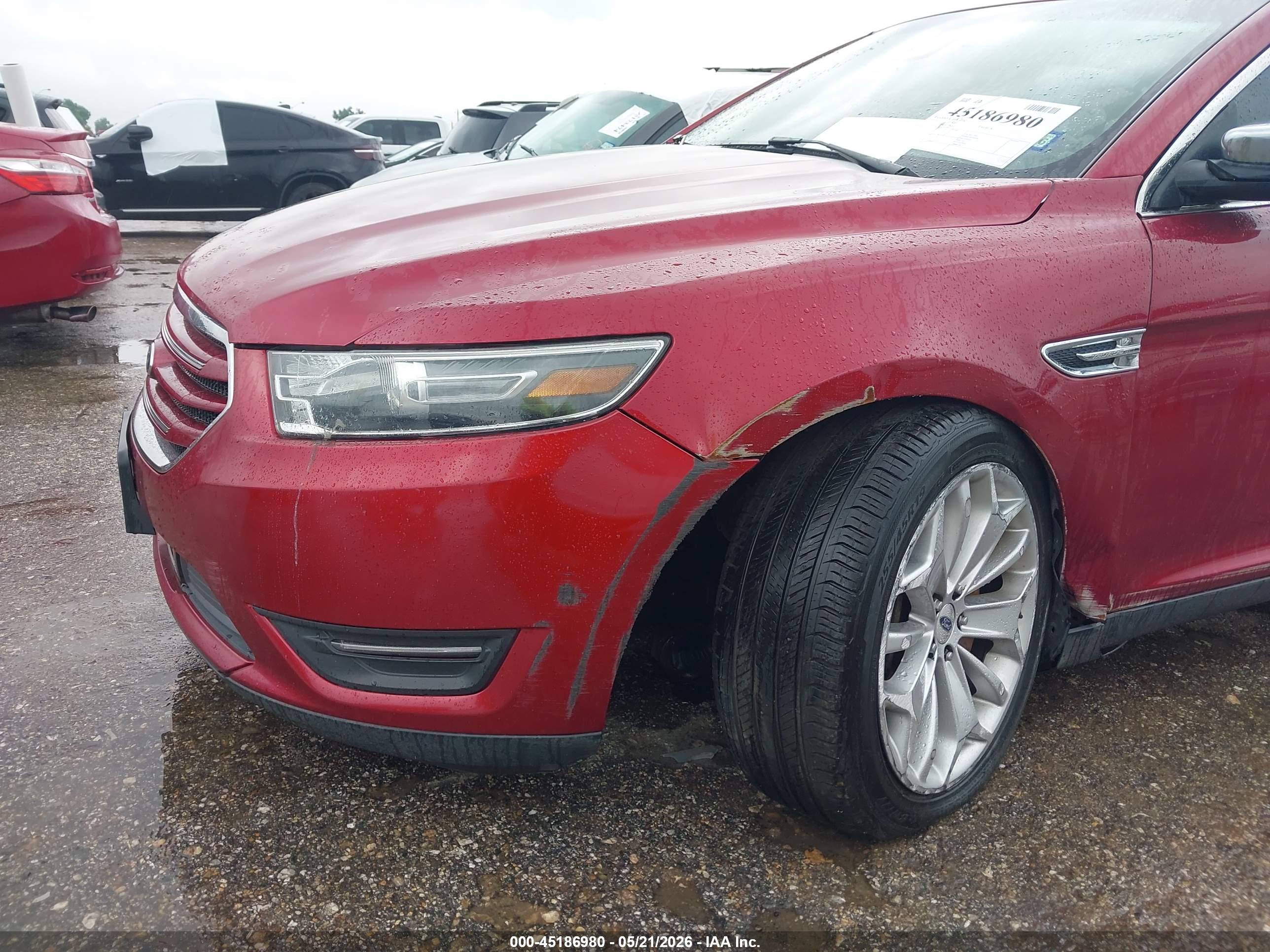 FORD TAURUS image 6