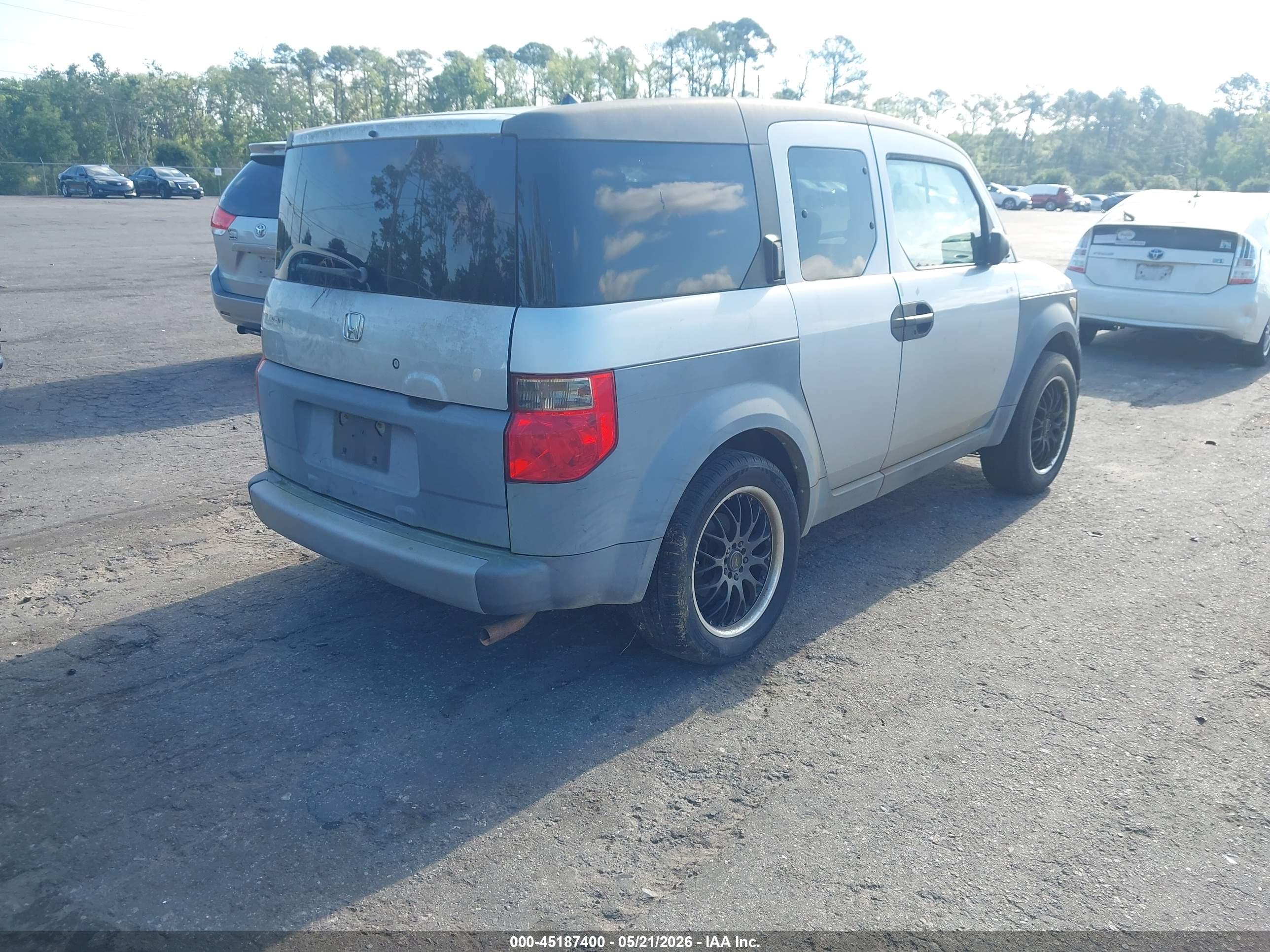 HONDA ELEMENT image 4