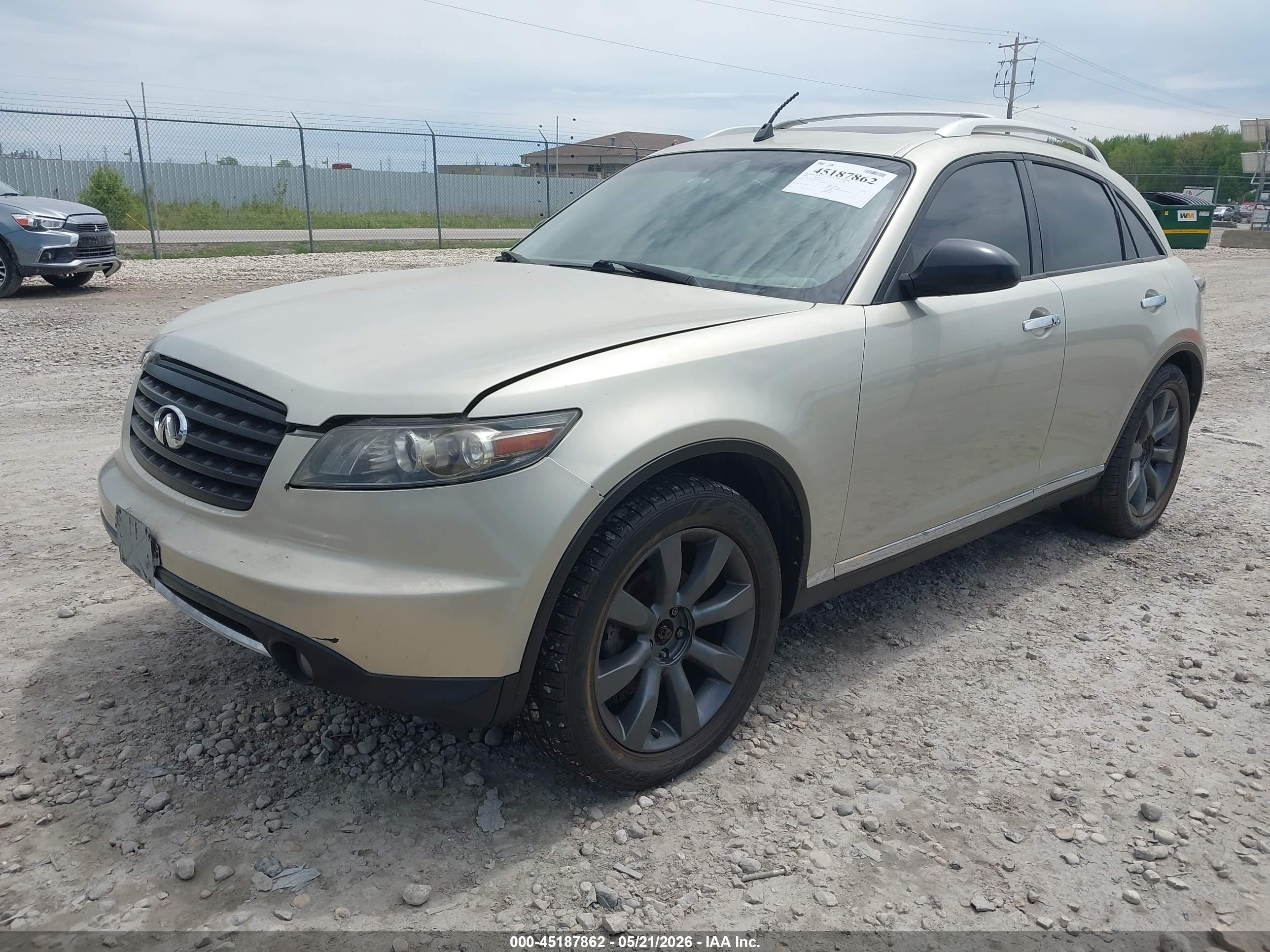 INFINITI FX35 image 2