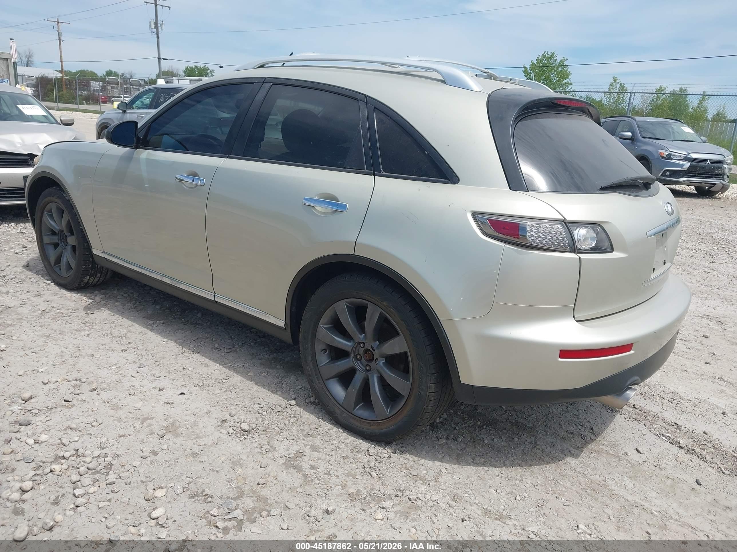 INFINITI FX35 image 3